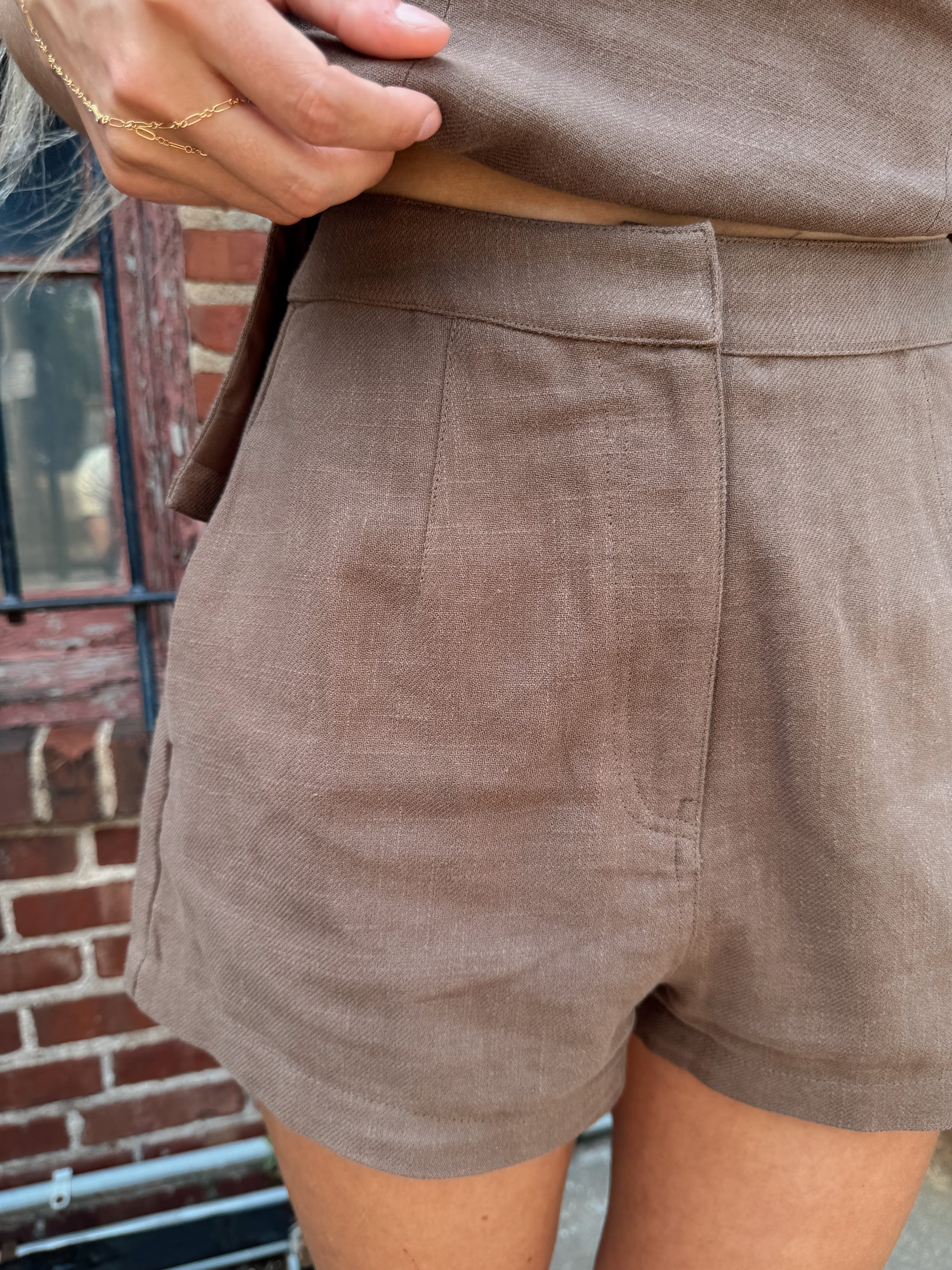 Brynn Brown Linen Shorts