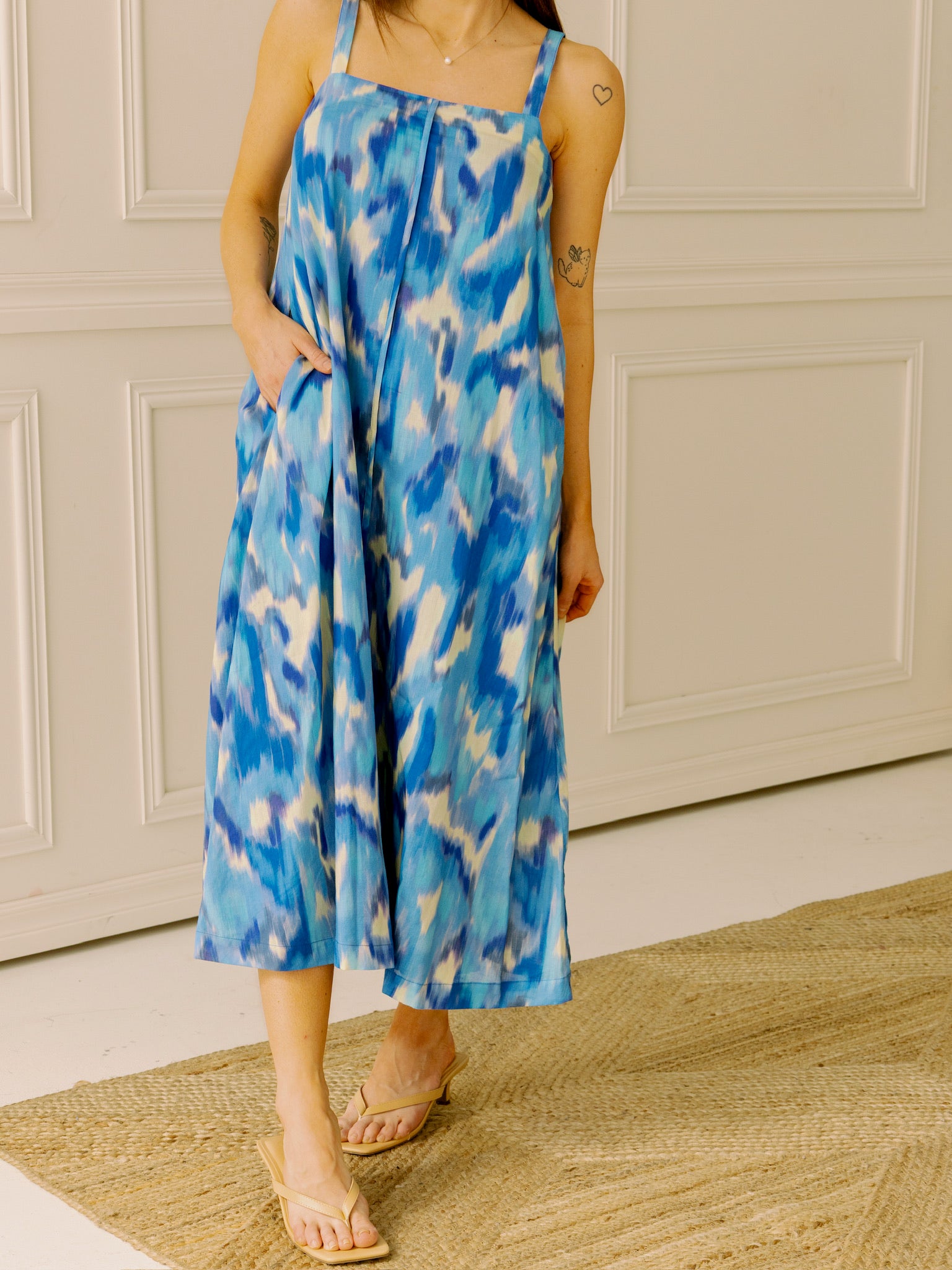 Du Paradis Bluestar A-Line Midi Dress