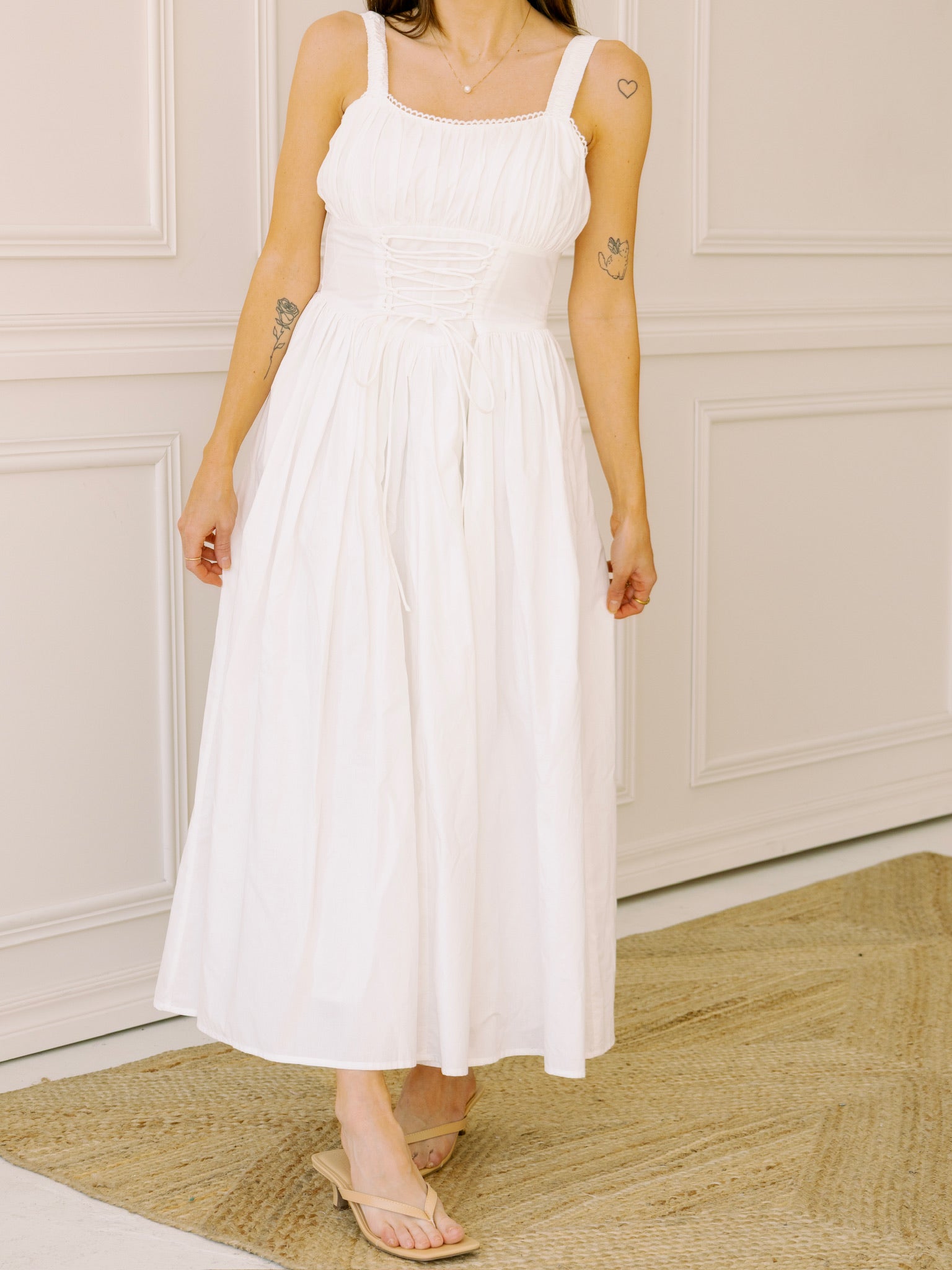 dRA Stella Dress in White
