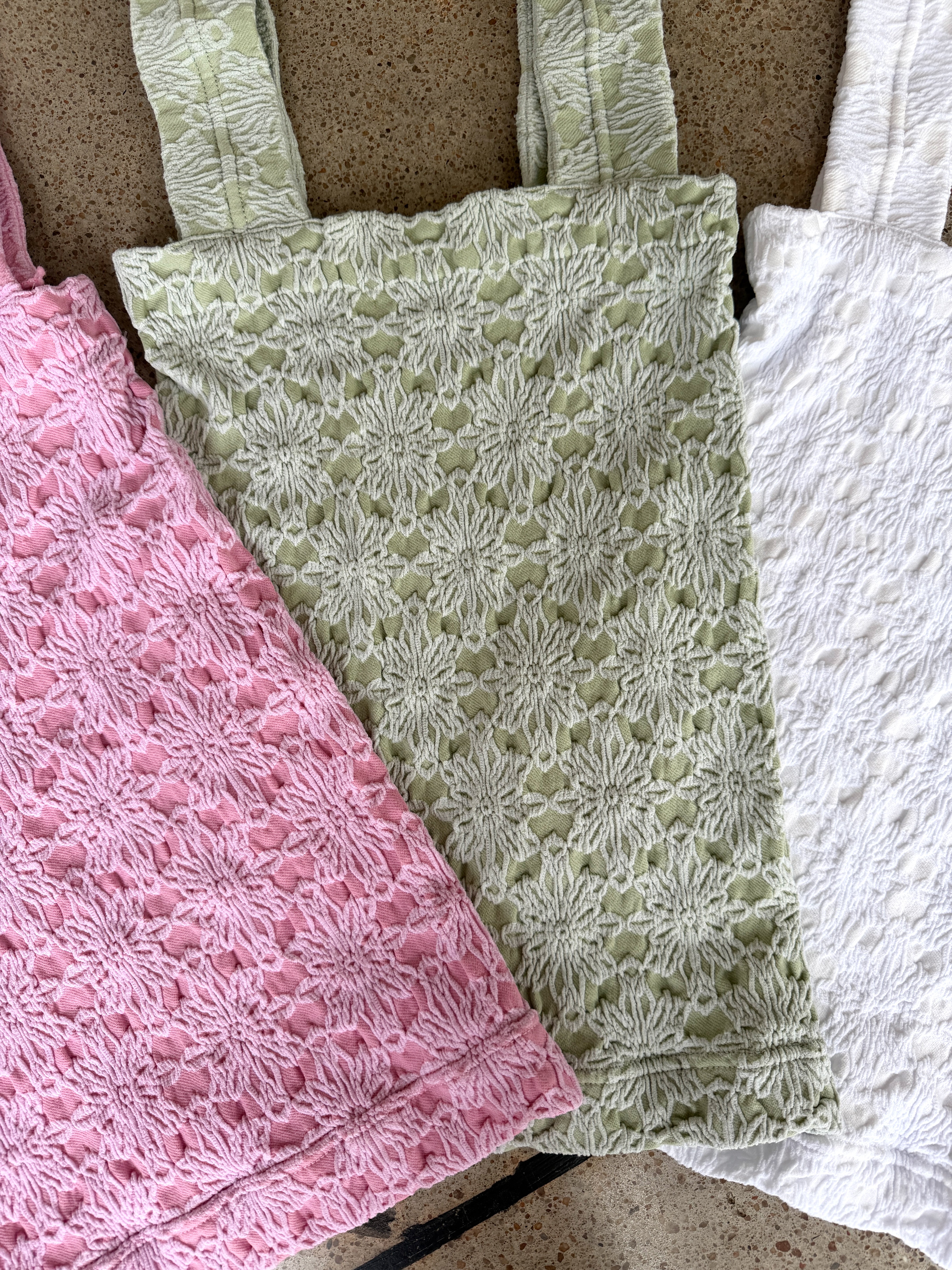 Summer Essentials Tank - Pink