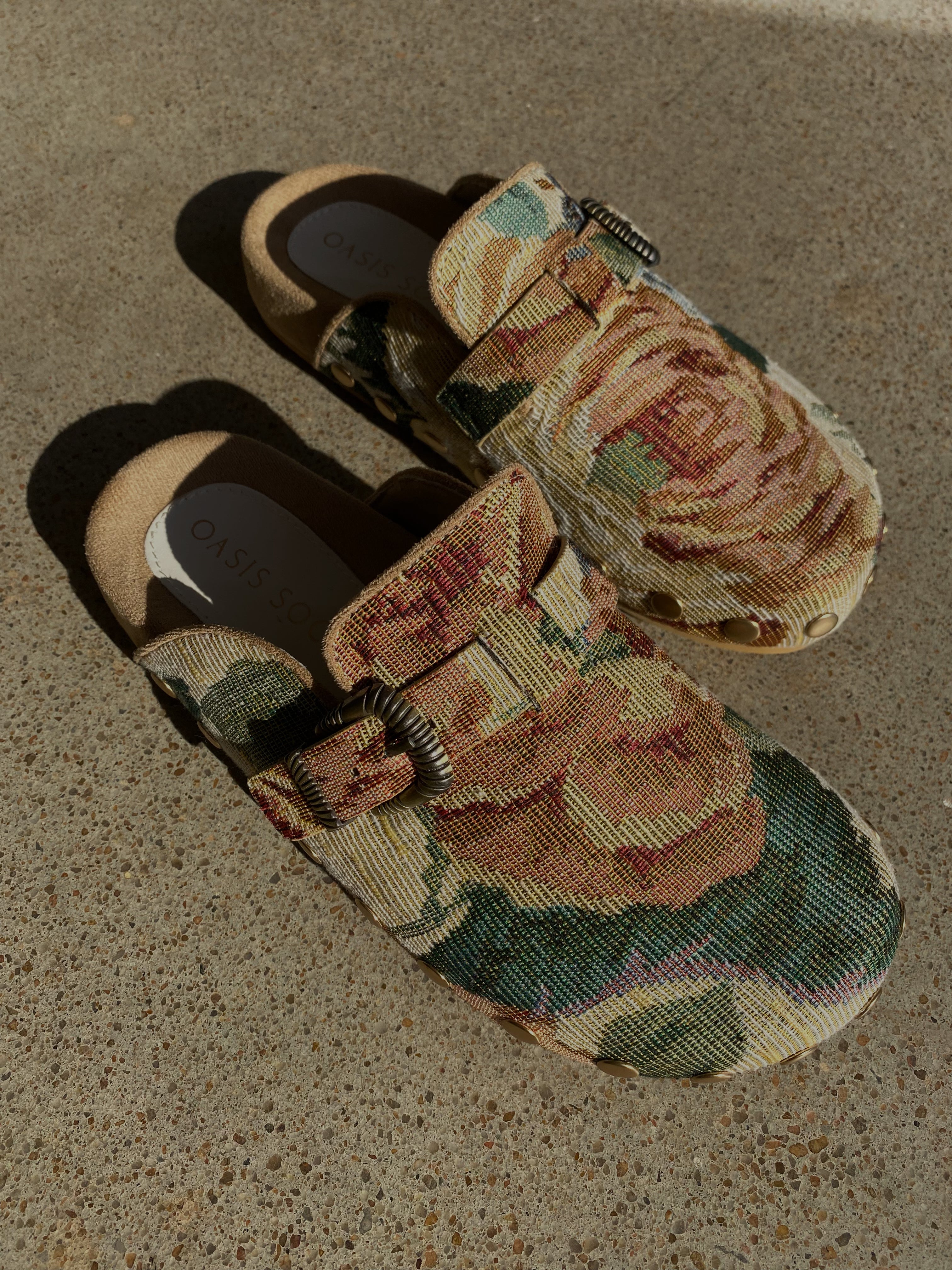 The Toni Tapestry Clog