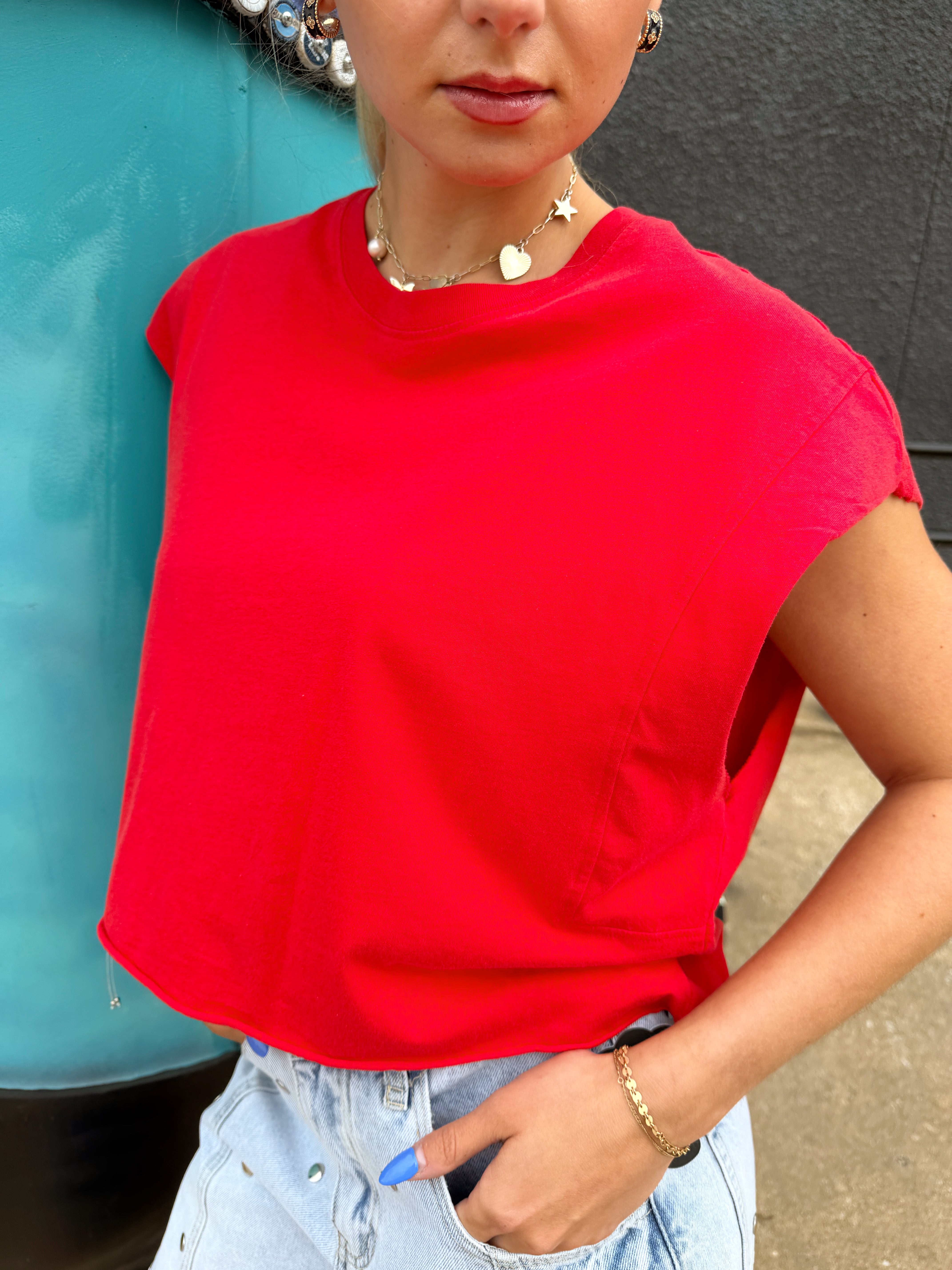 Mia Muscle Tee - Red