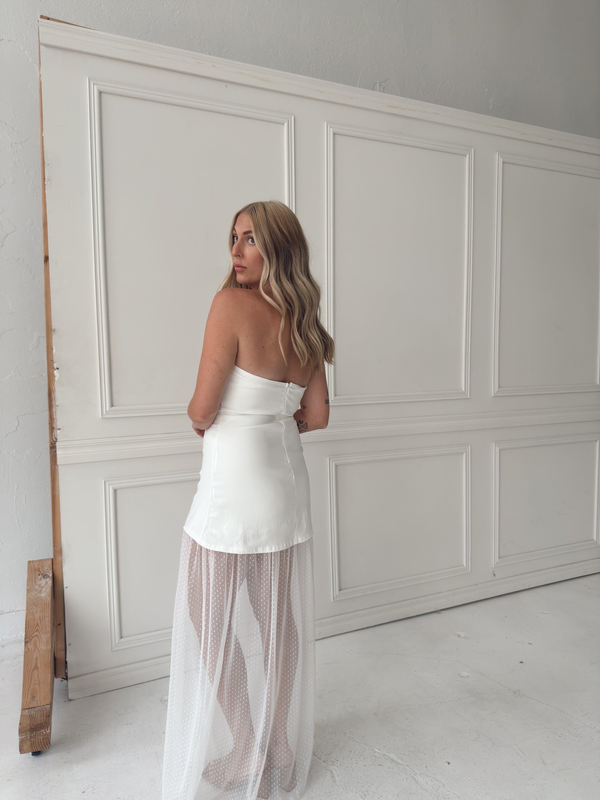 Melissa Strapless Mesh Maxi Dress - White