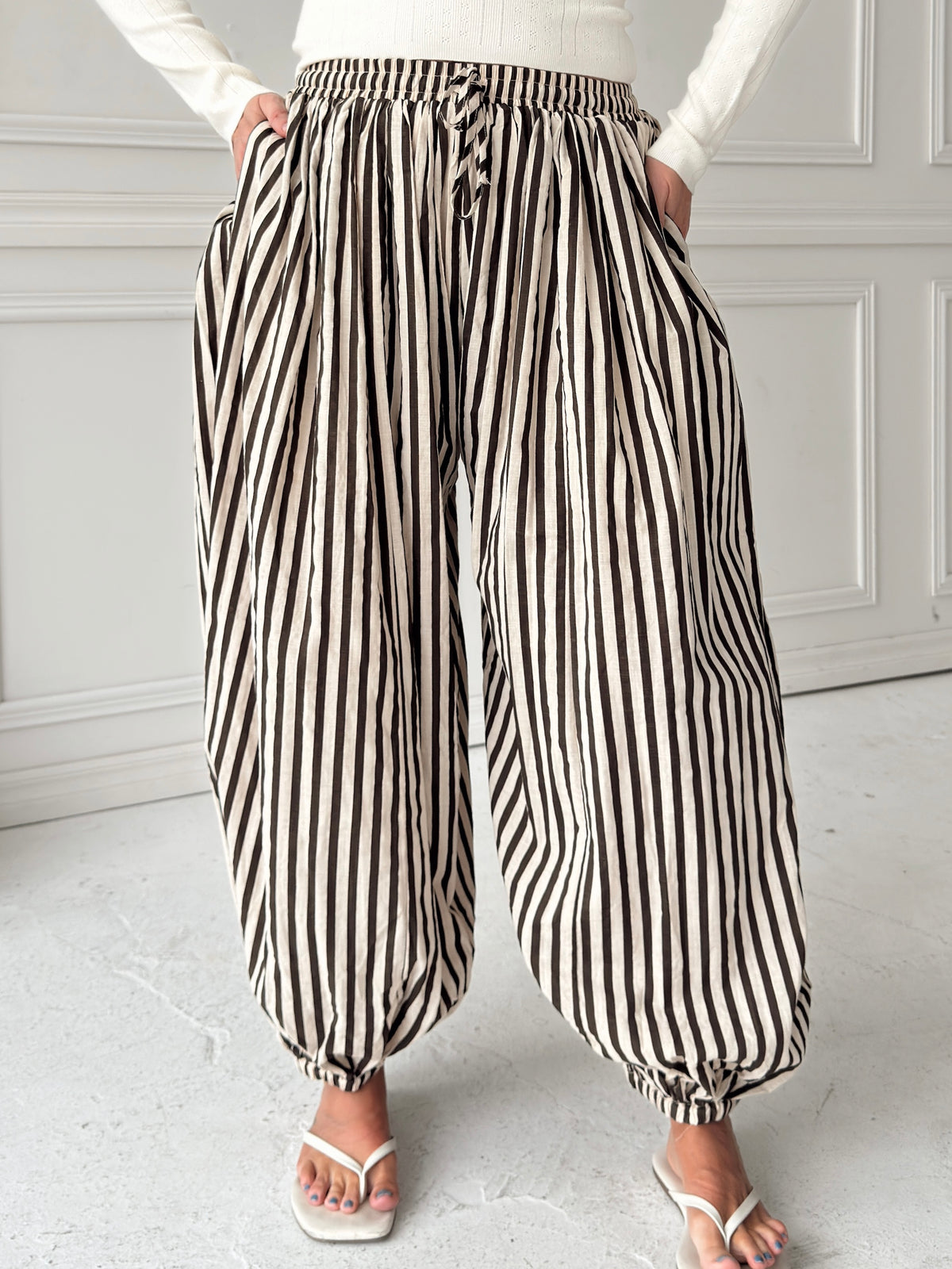 Michaela Stripe Balloon Pant - Brown