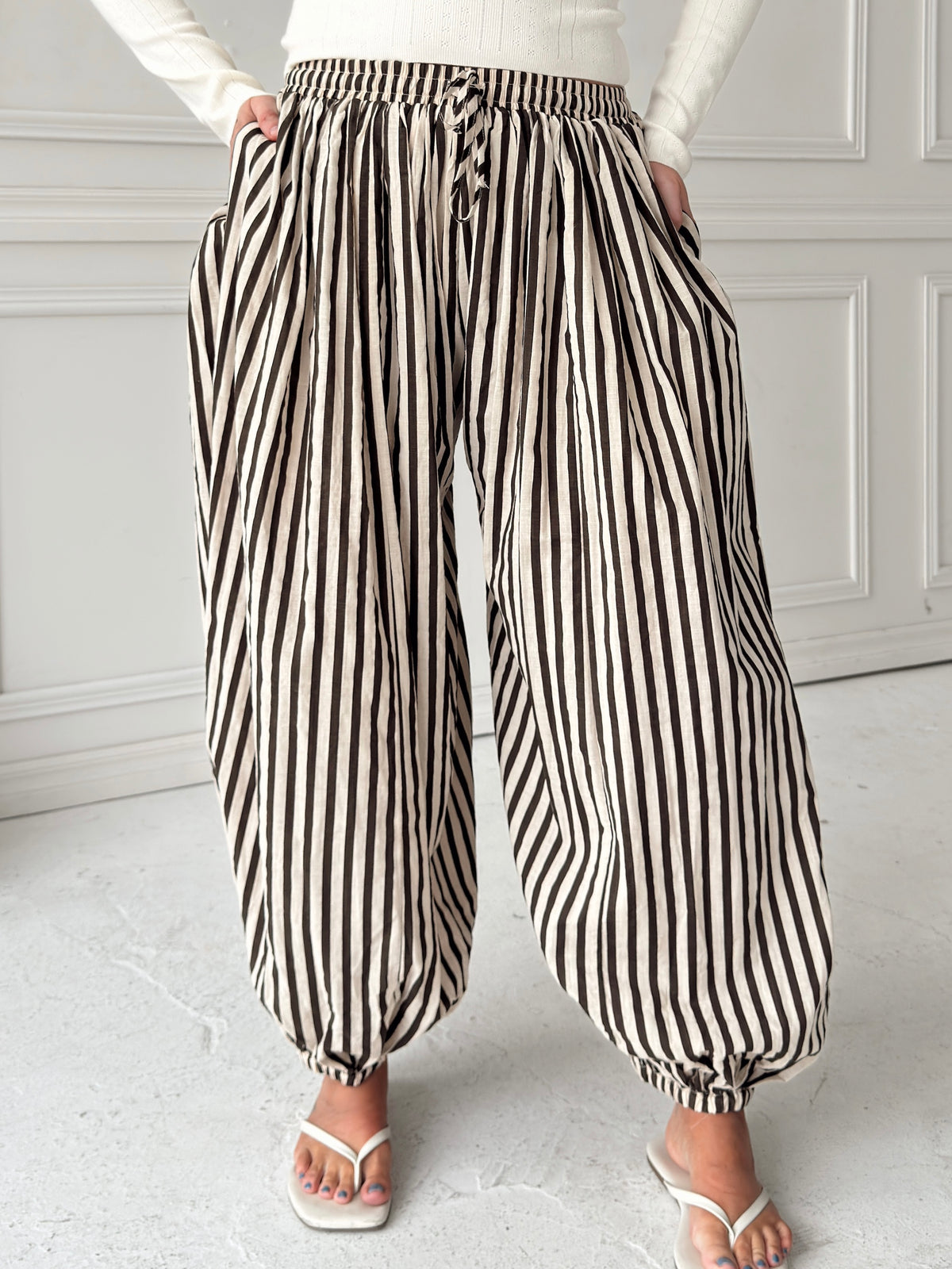 Michaela Stripe Balloon Pant - Brown