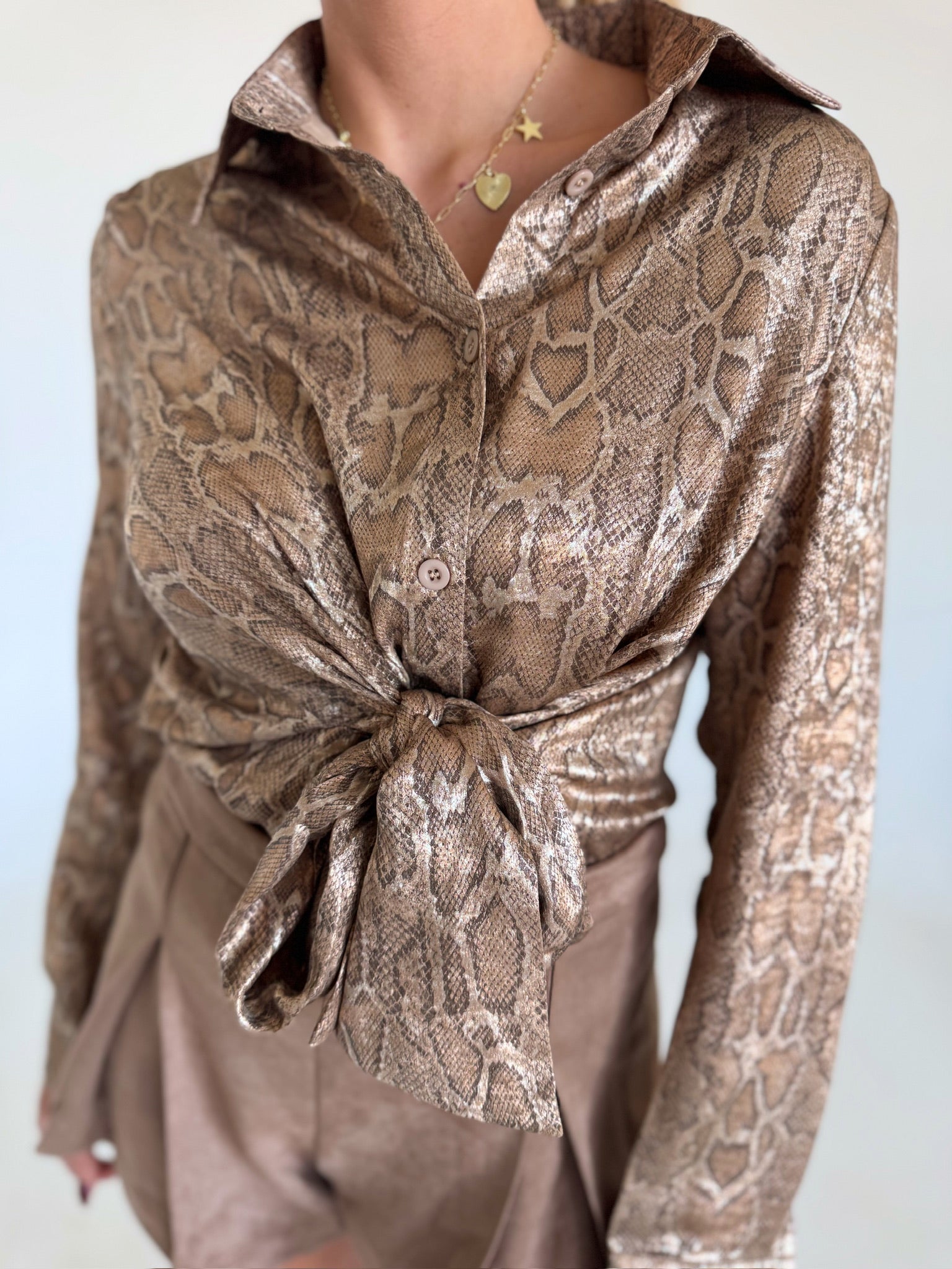 Meet Me in Santorini Phytons Radiance Blouse