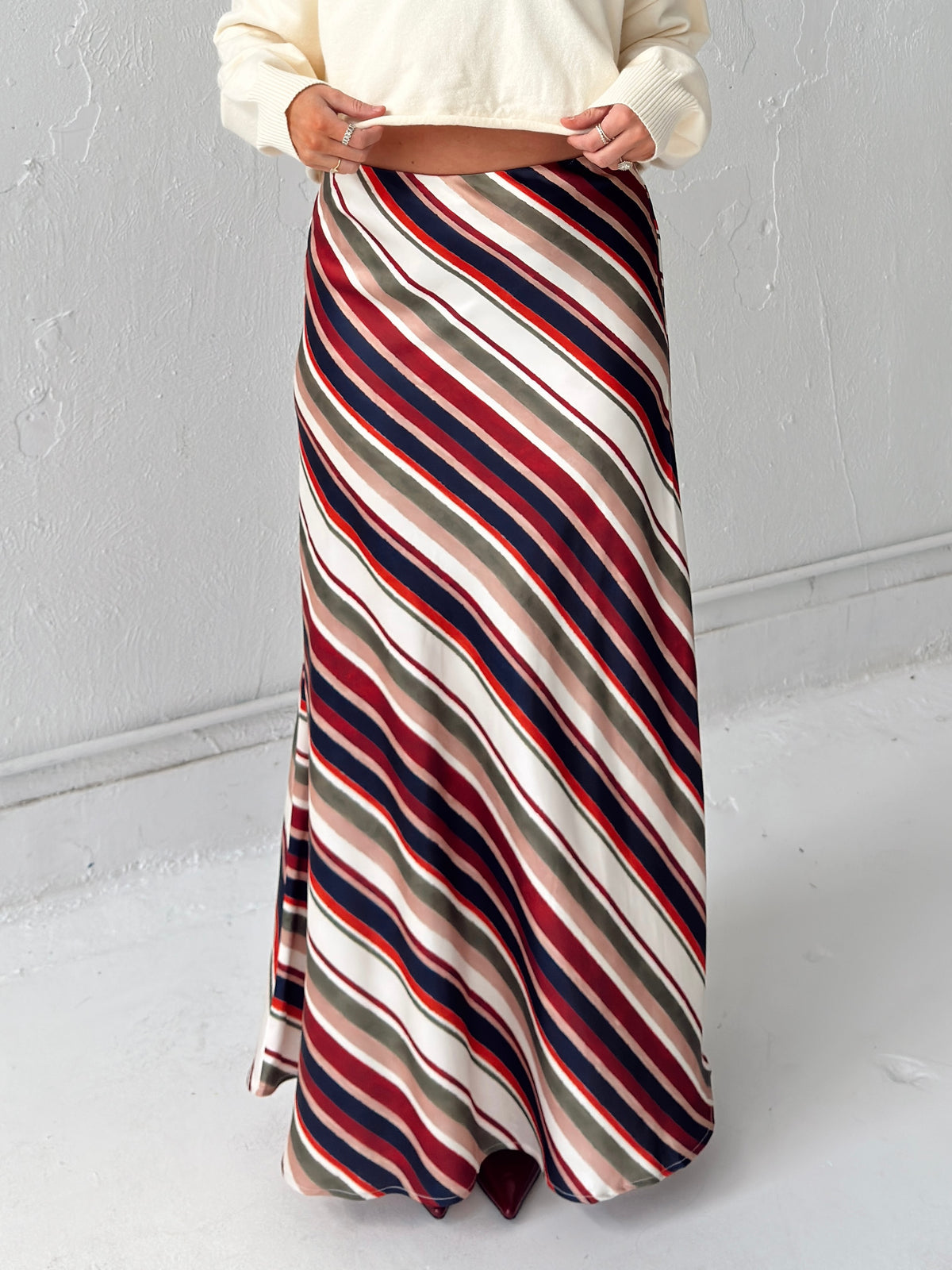 Pre-Order Dani Diagonal Stripe Maxi Skirt (restock eta 10/19)