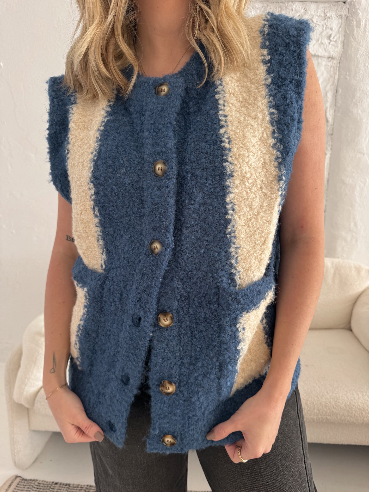 Frnch Shiba Bleu Marine Vest