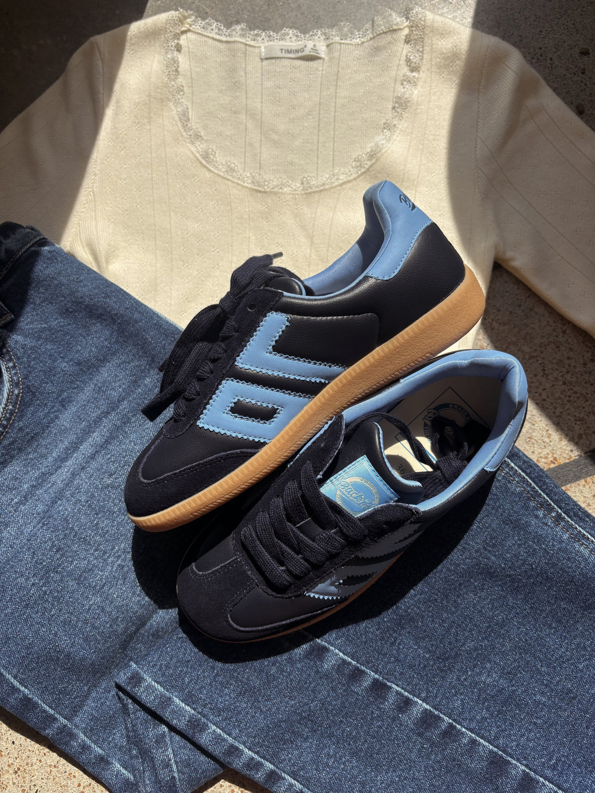 Back 70 Cloud - Navy Sky