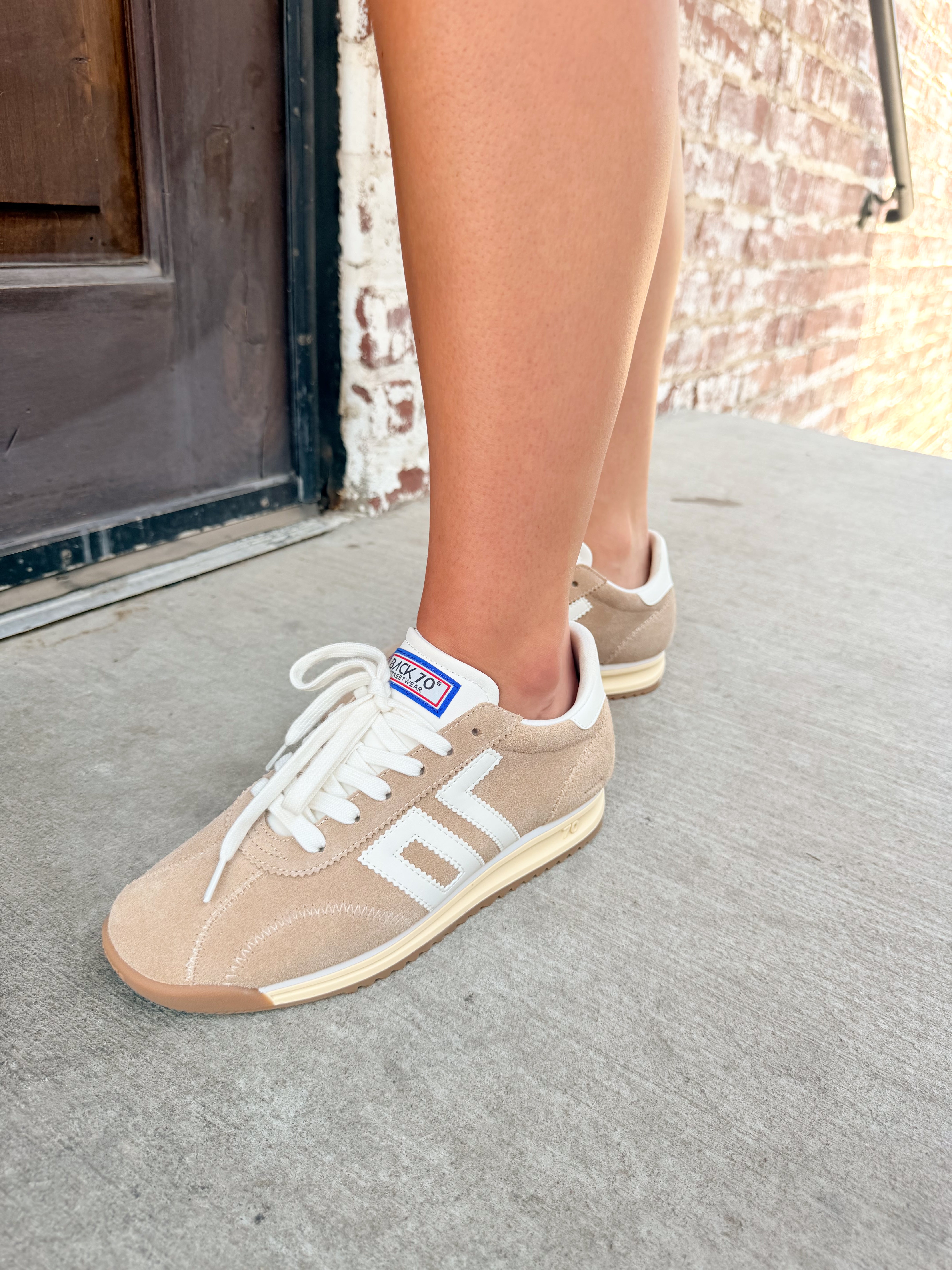 Back 70 Runner in Tan