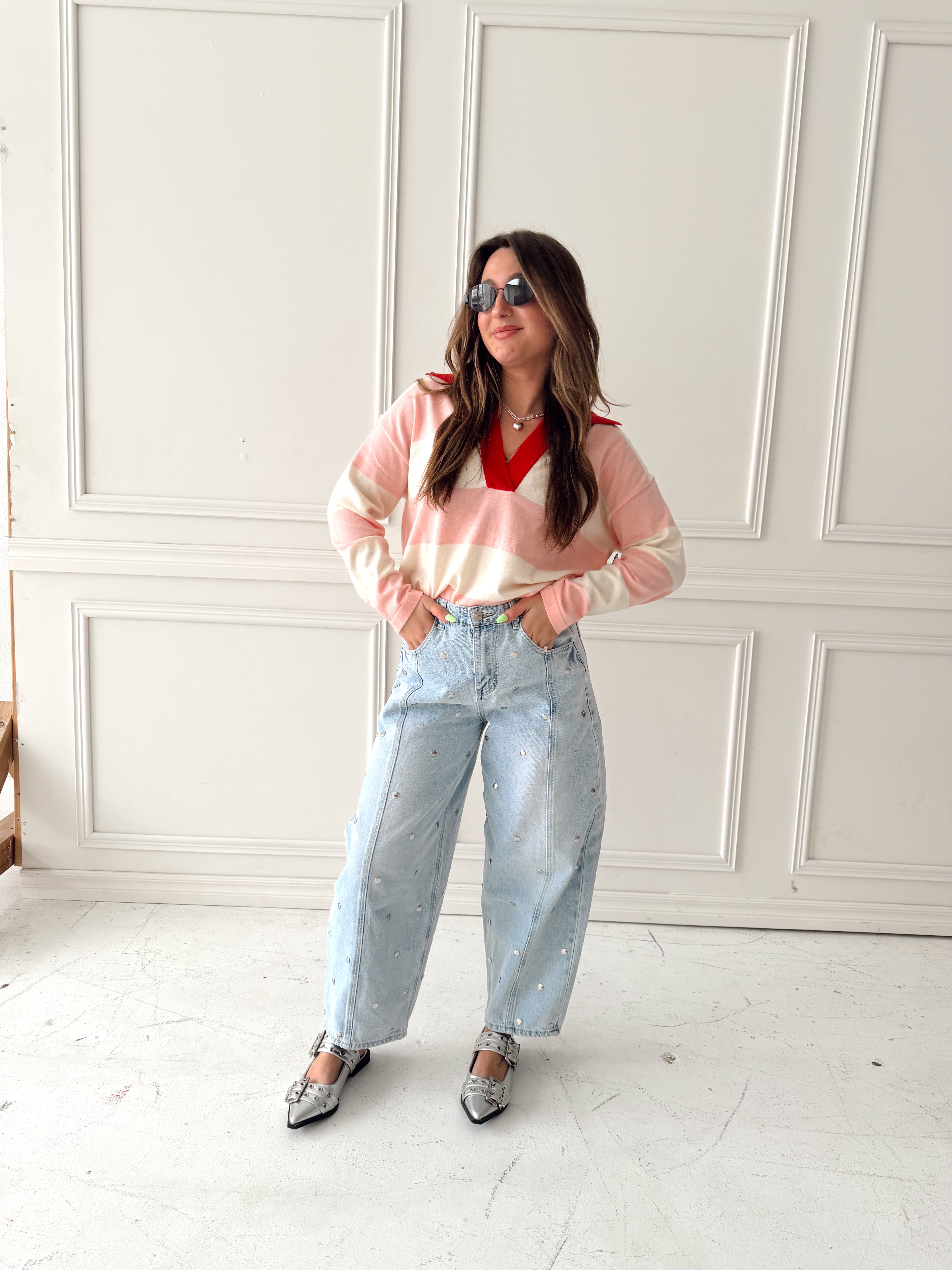 Studded Barrel Jeans - Light Wash