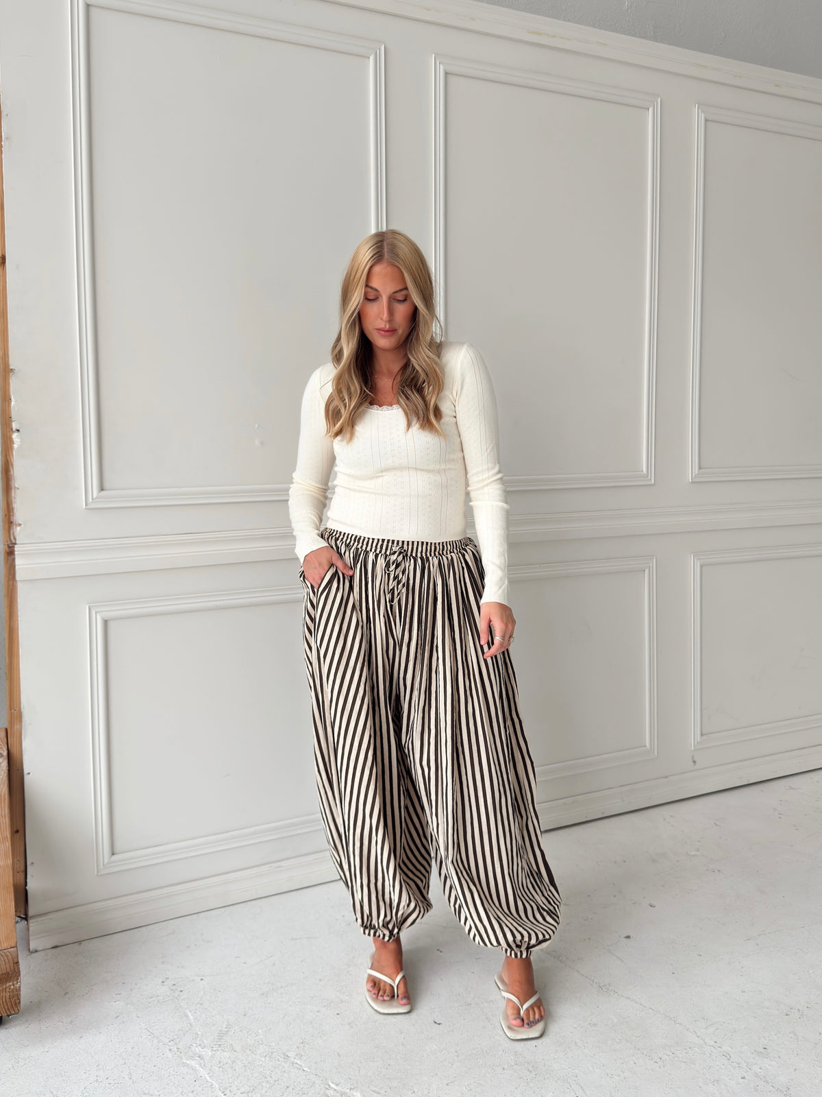 Michaela Stripe Balloon Pant - Brown