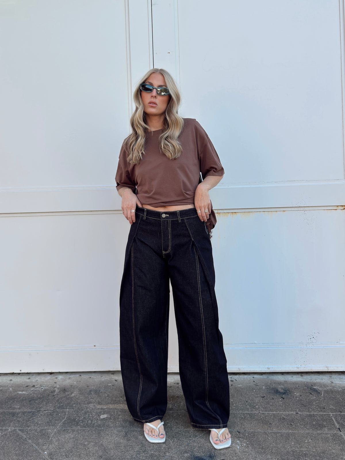 Riley Pleated Barrel Jean