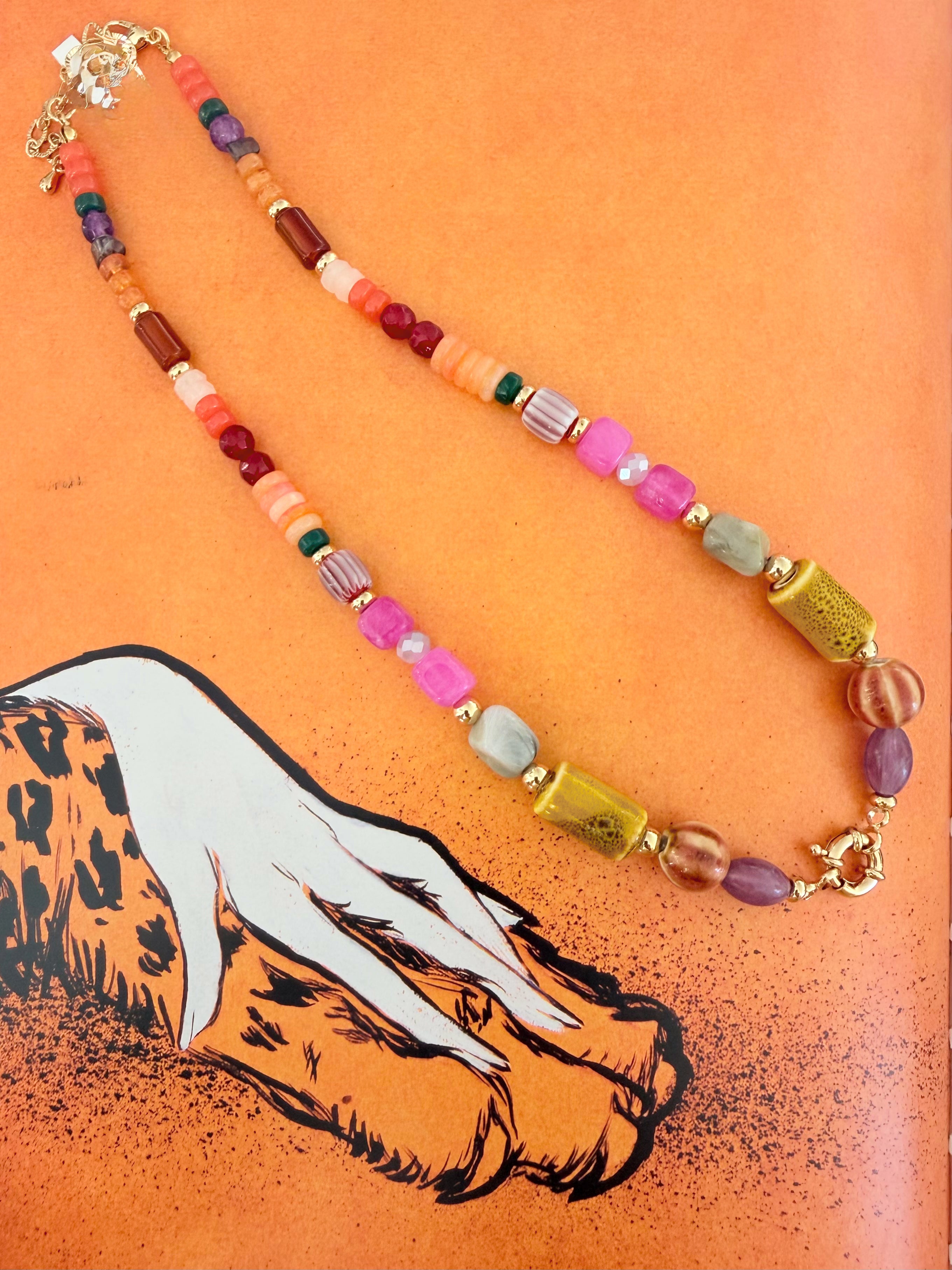 Colorful Beaded Clasp Necklace