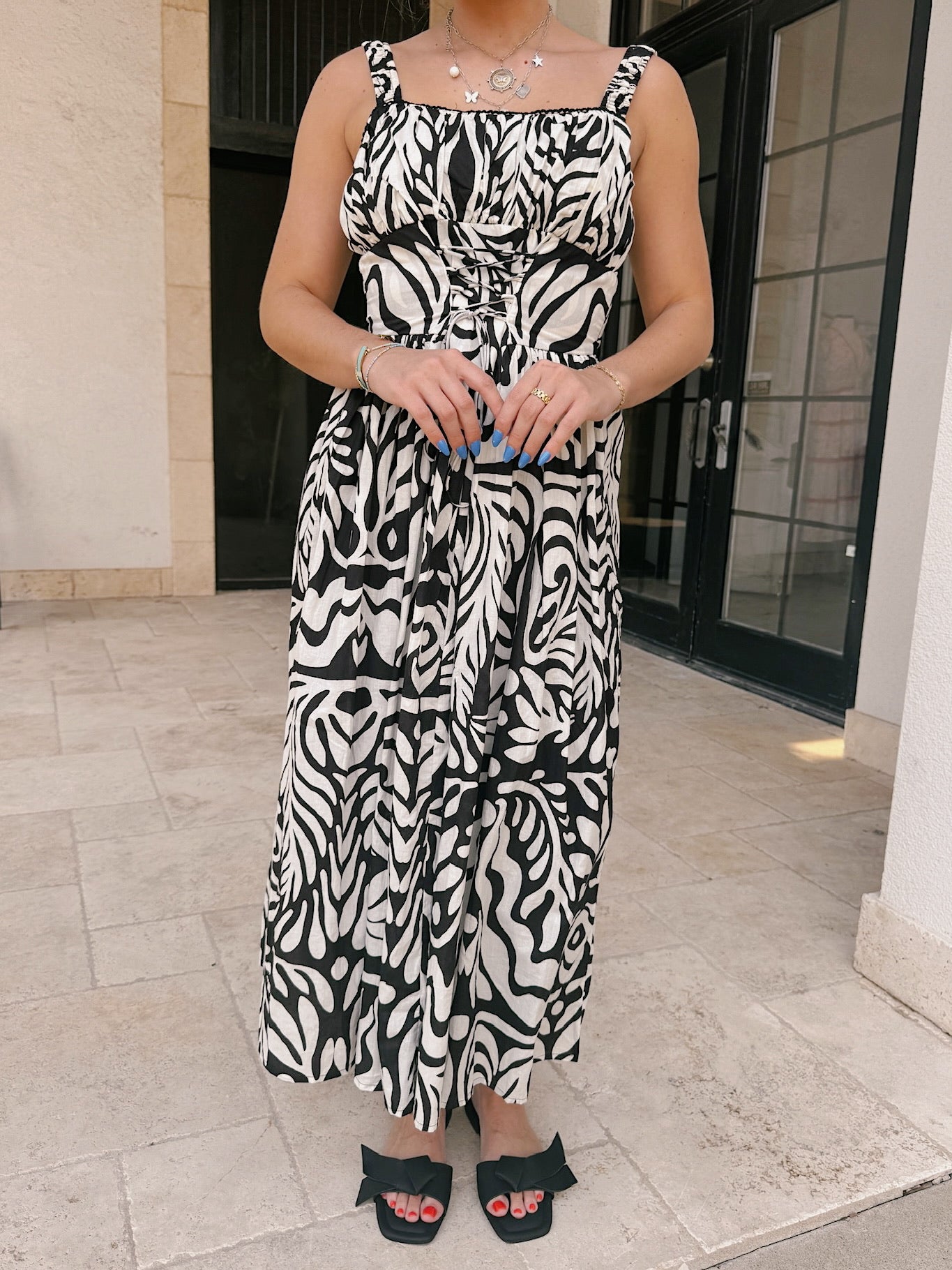 dRA Stella Dress - B/W Tropical