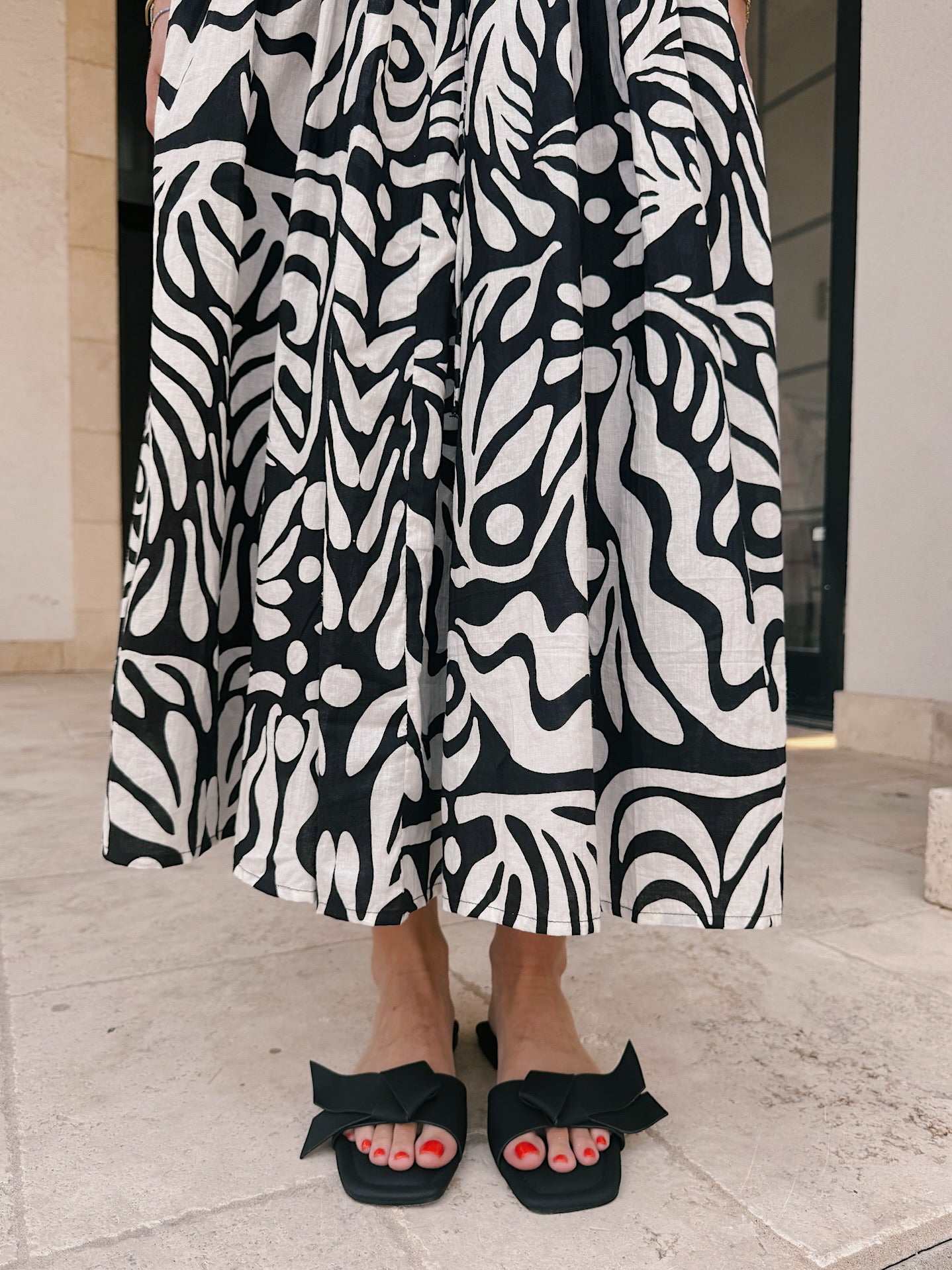 dRA Stella Dress - B/W Tropical