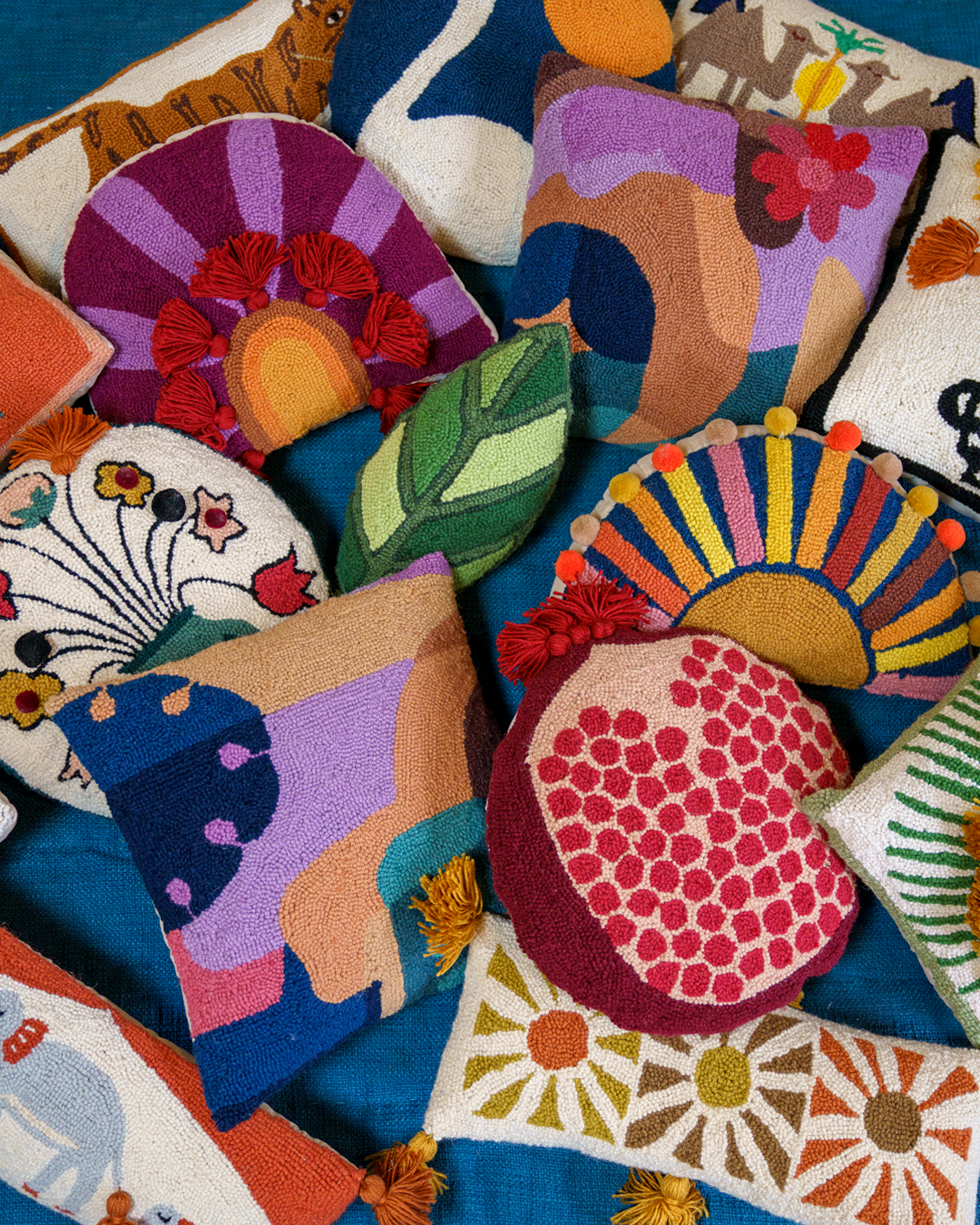 Tiger with Tassels Hook Pillow - Jungalow