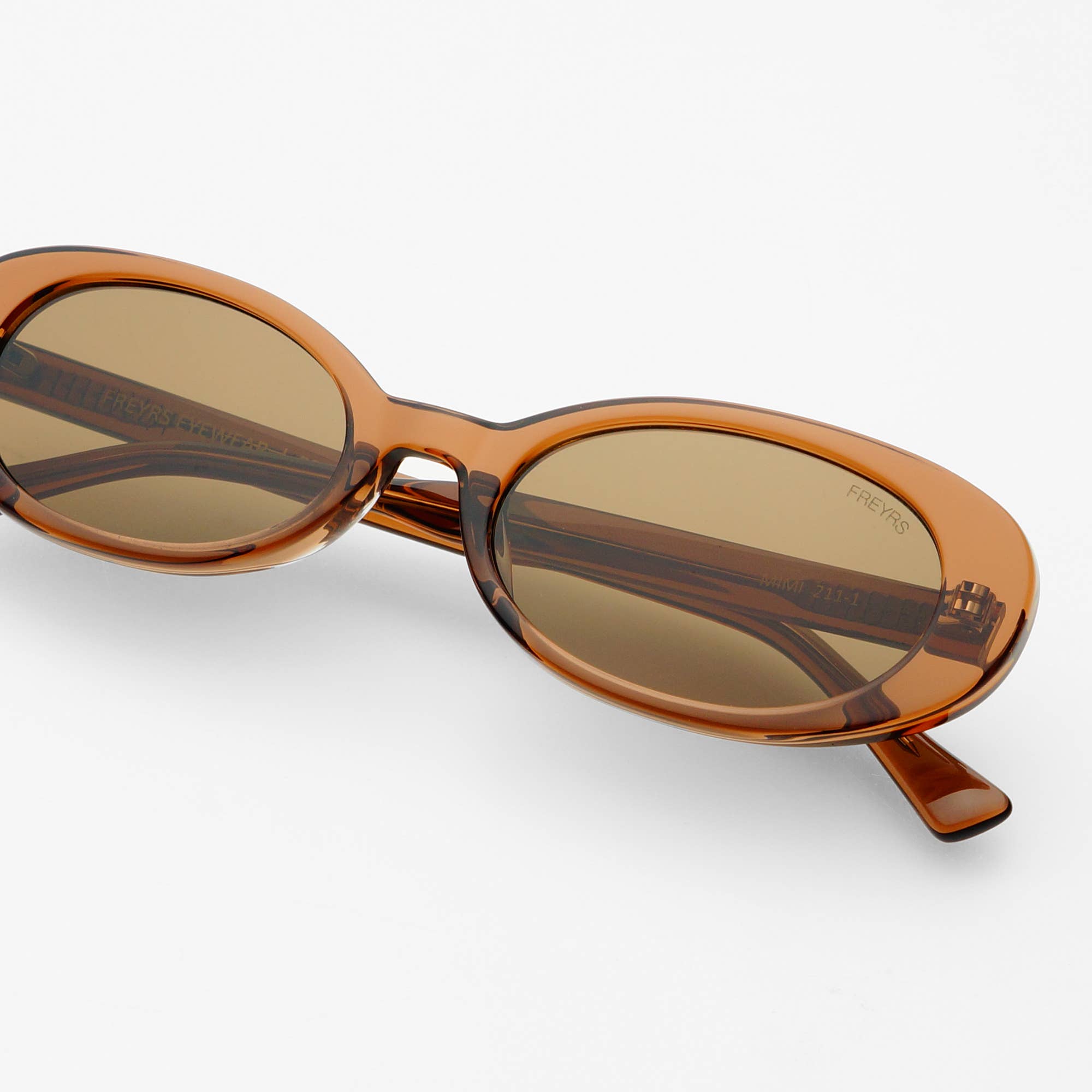 Freyrs Mimi Acetate Oval Sunglasses : Brown