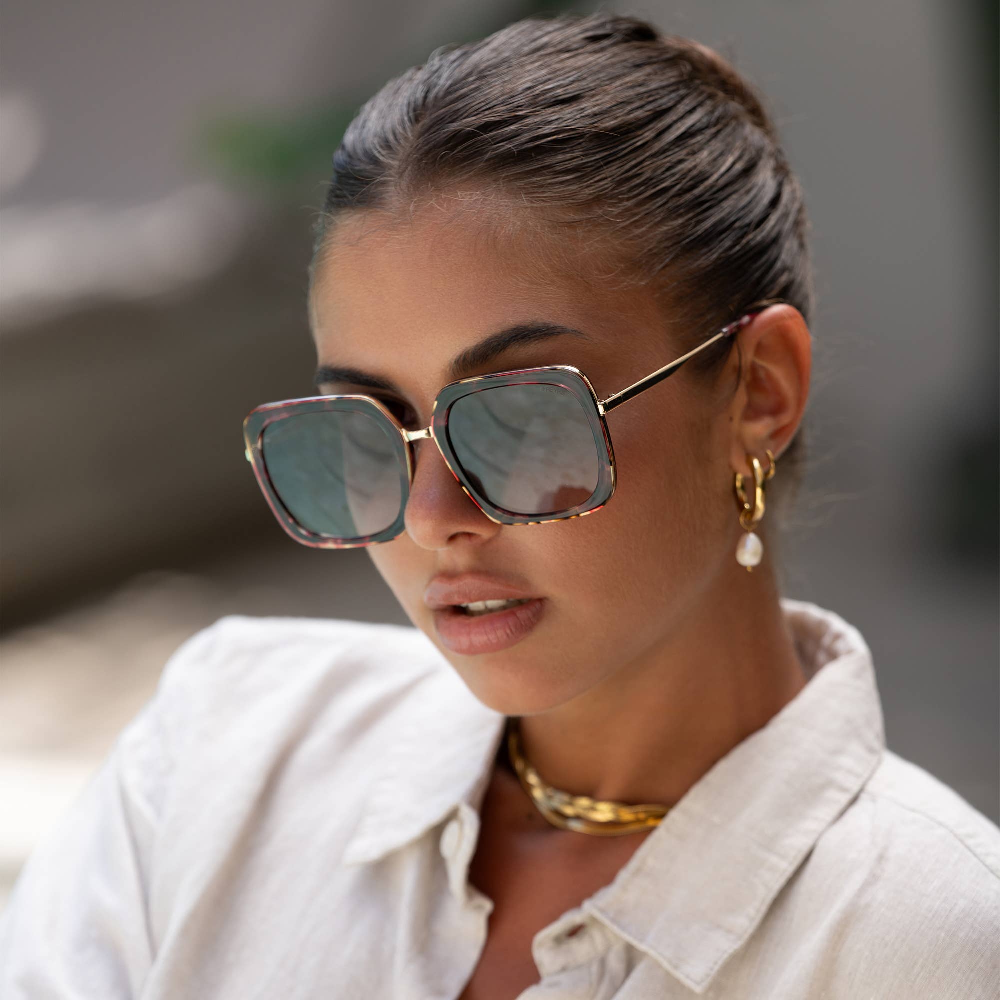 Freyrs Lulu Acetate Womens Square Sunglasses: Burgundy Tortoise