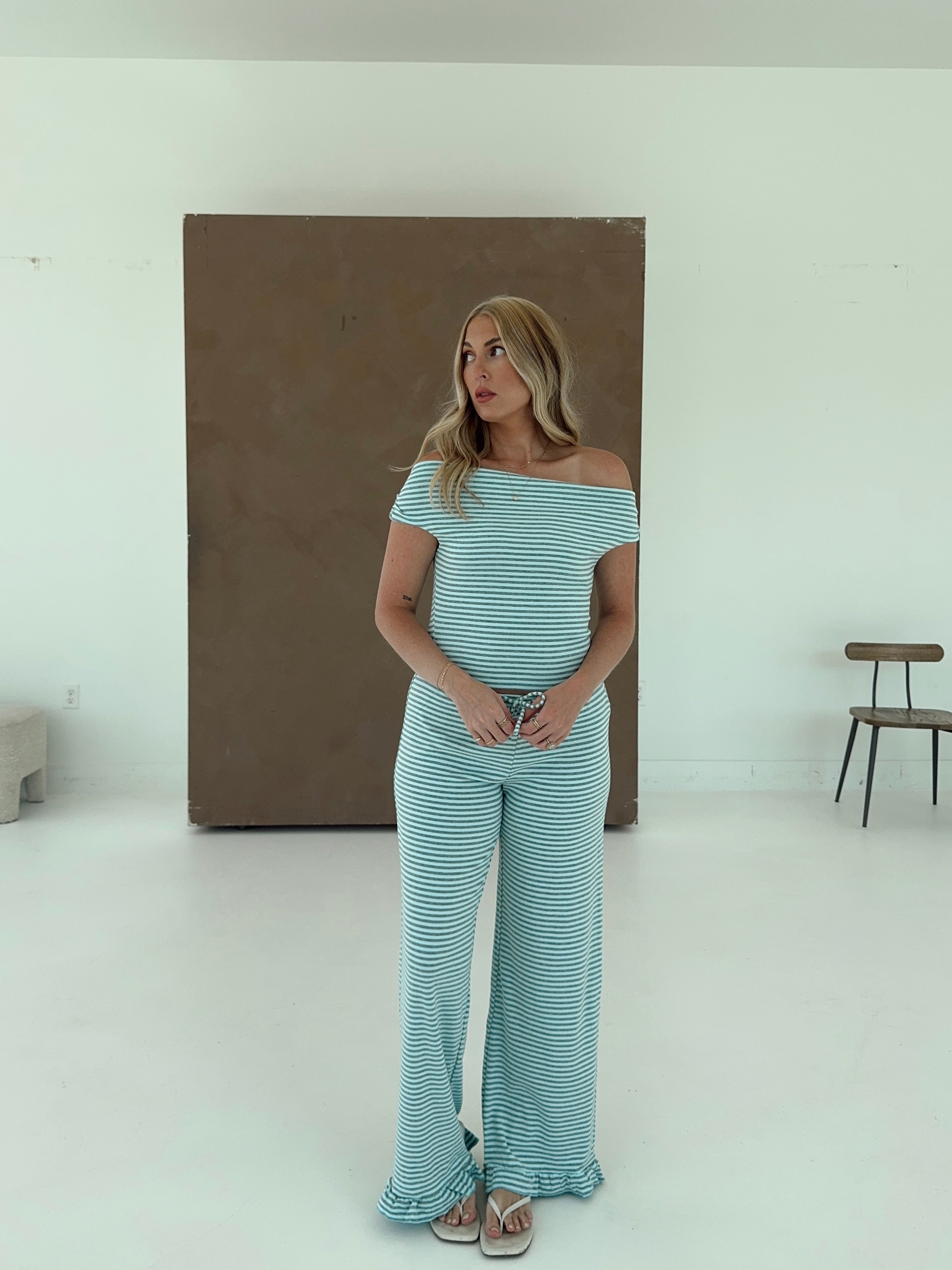 blue and grey stripe set