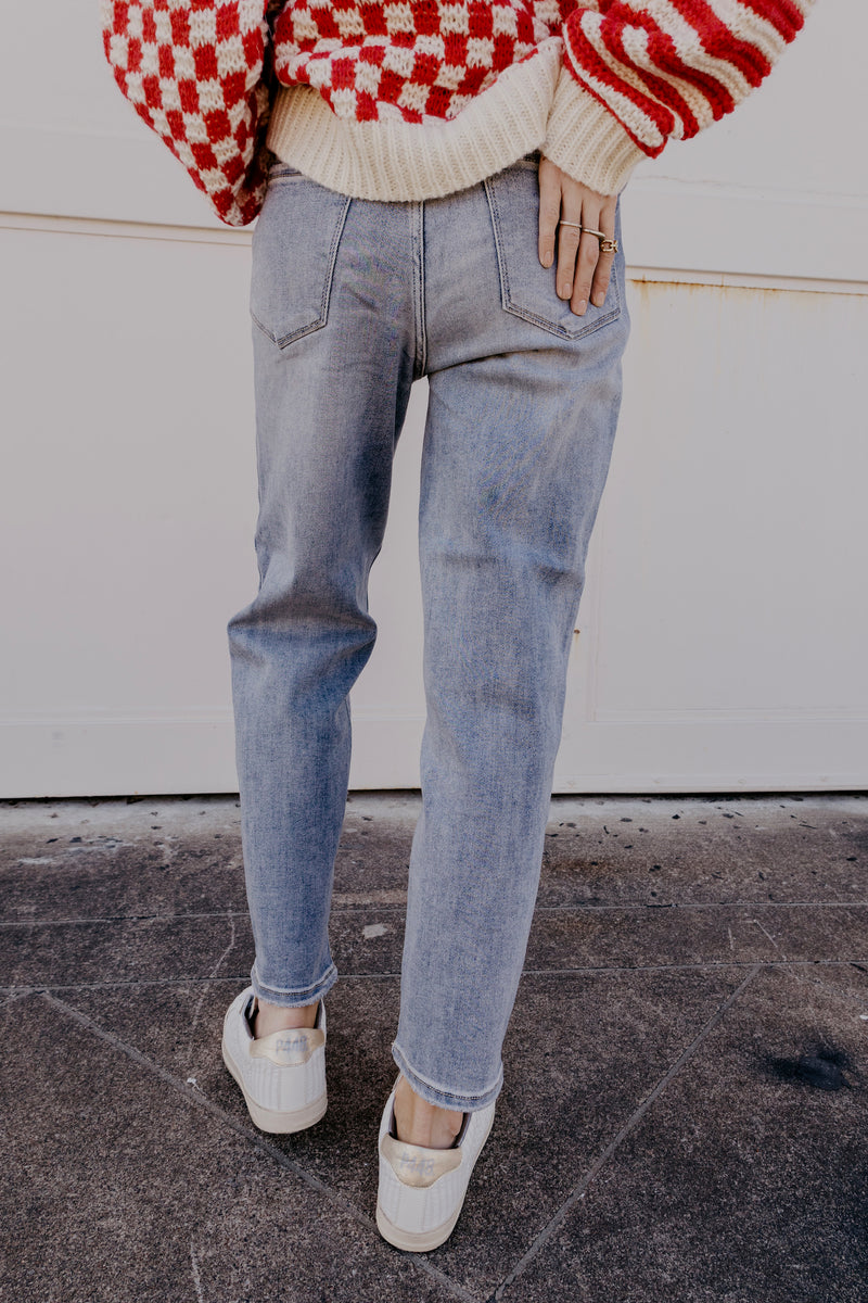 Risen Jeans High Rise Mom Fit
