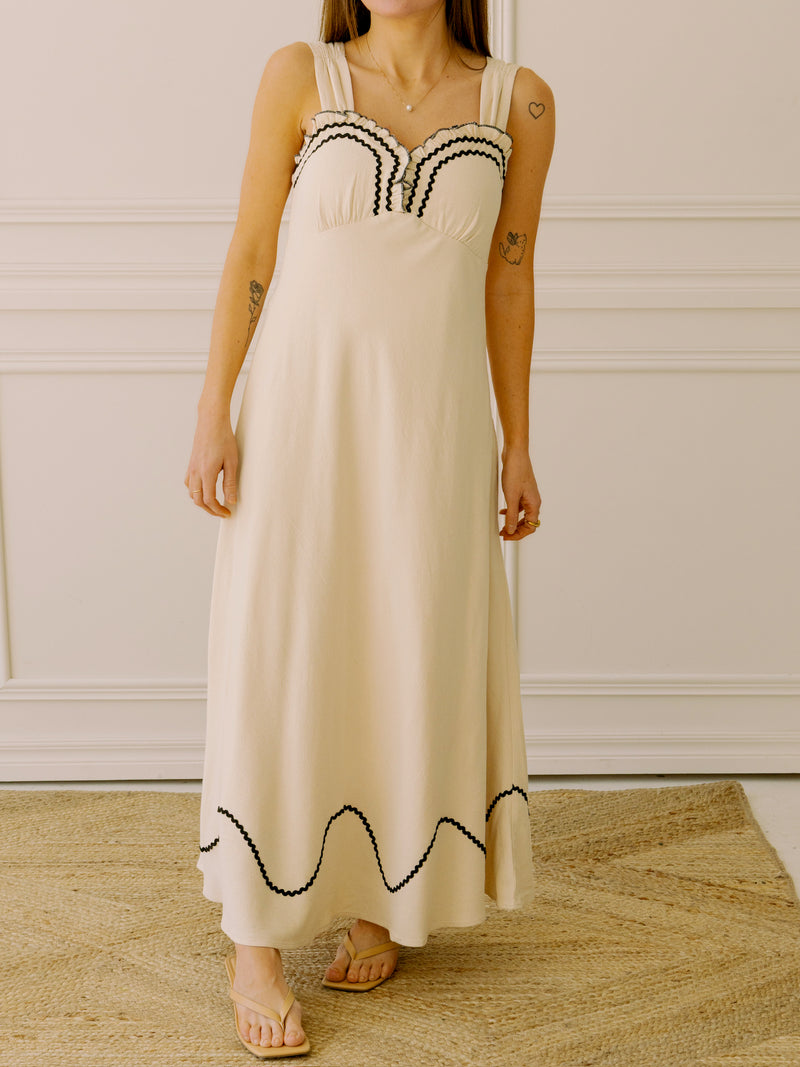 Sweetheart Midi Dress