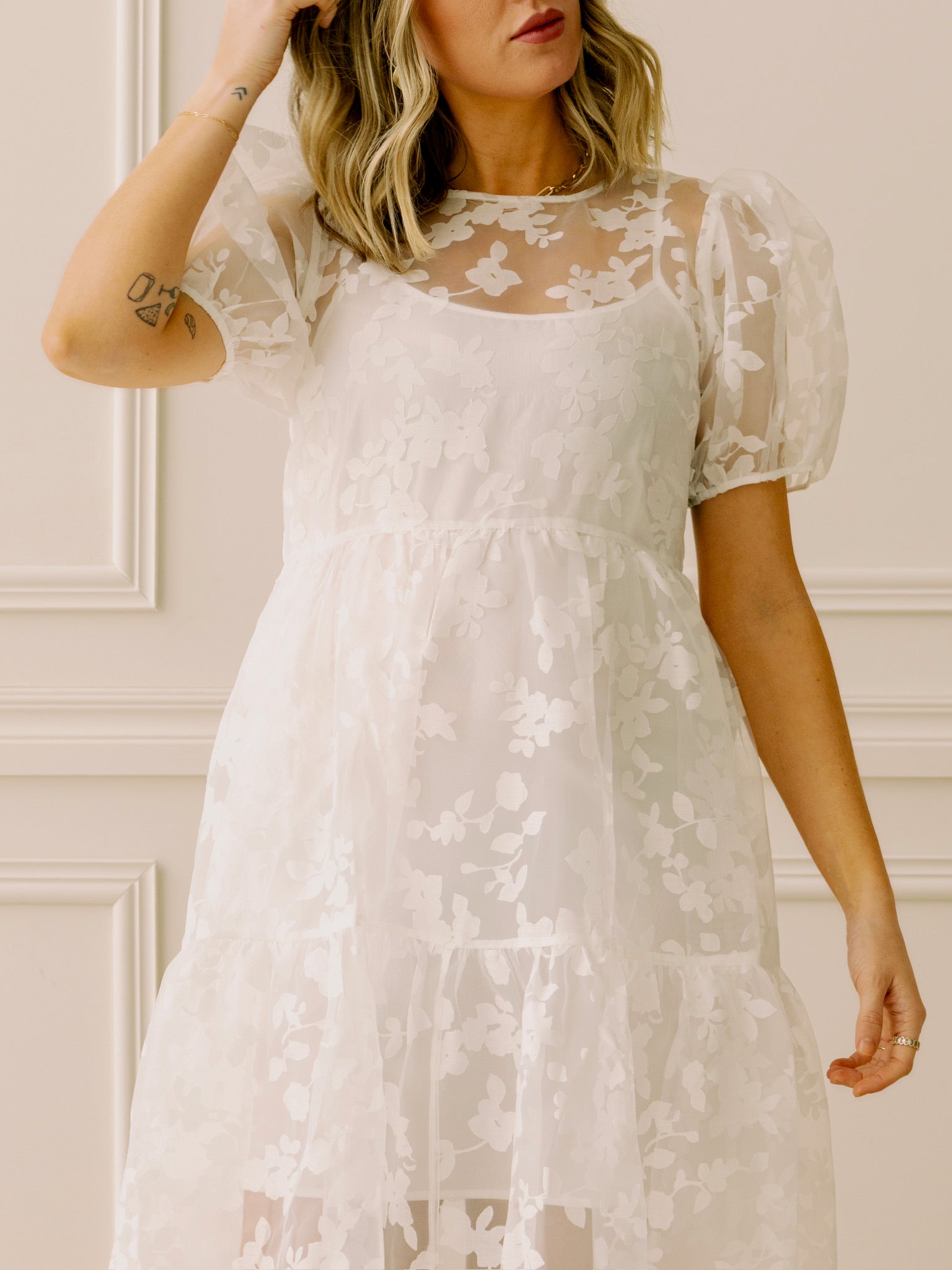 dRA Aria Ivory Floral Dress