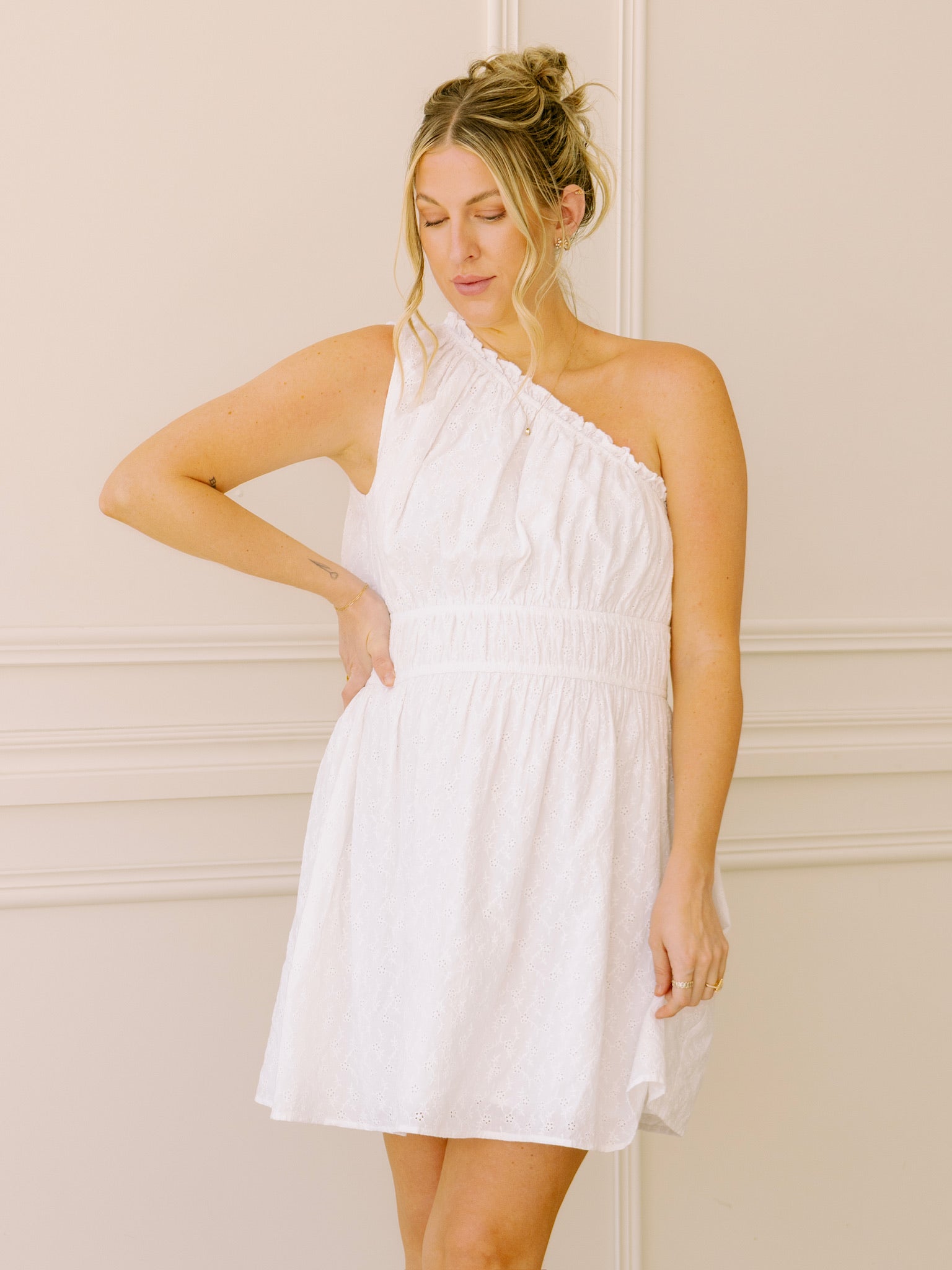 dRA Jett Dress in White Eyelet