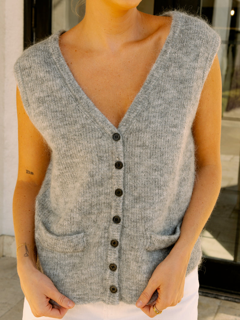 Frnch Winter Knit Vest