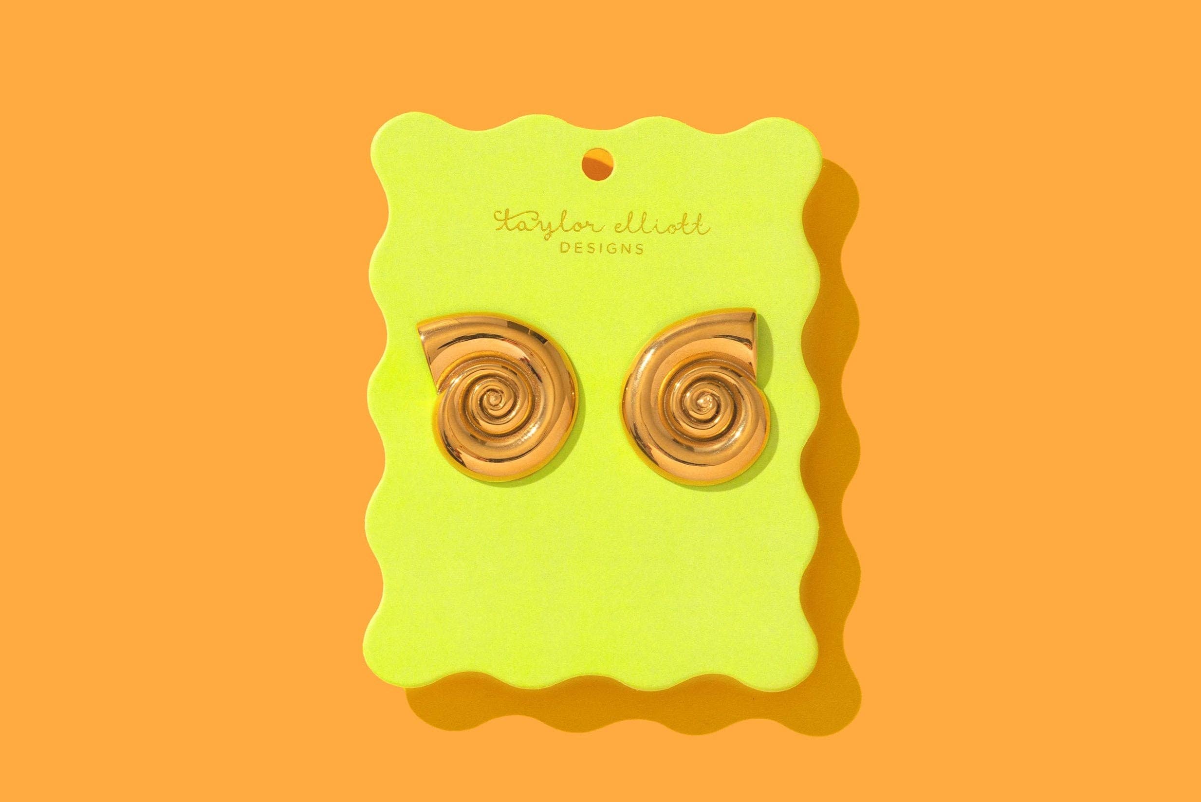 Sloan Swirl Stud Earring