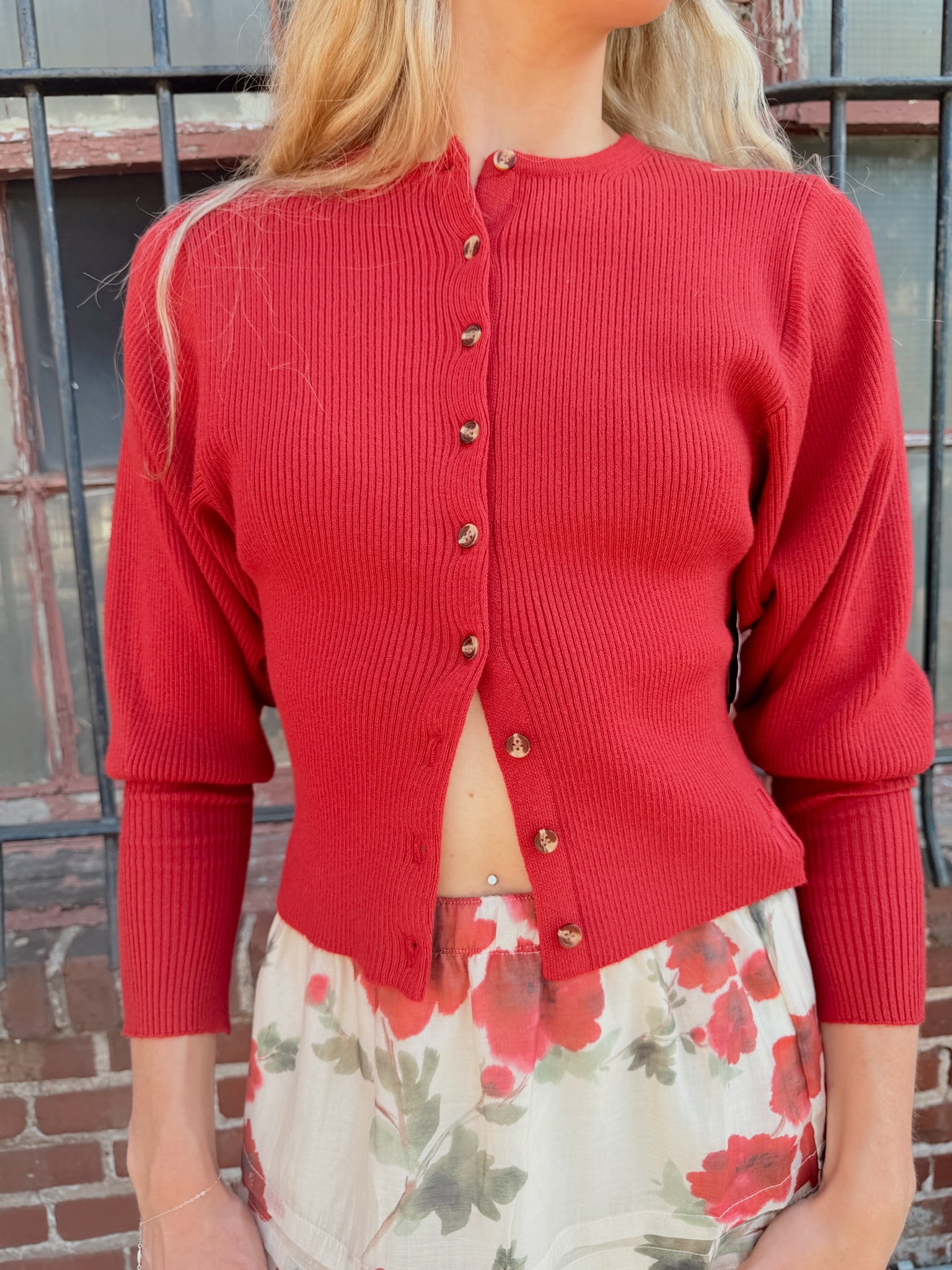 Jiji Gaetan Cardigan in Rouge