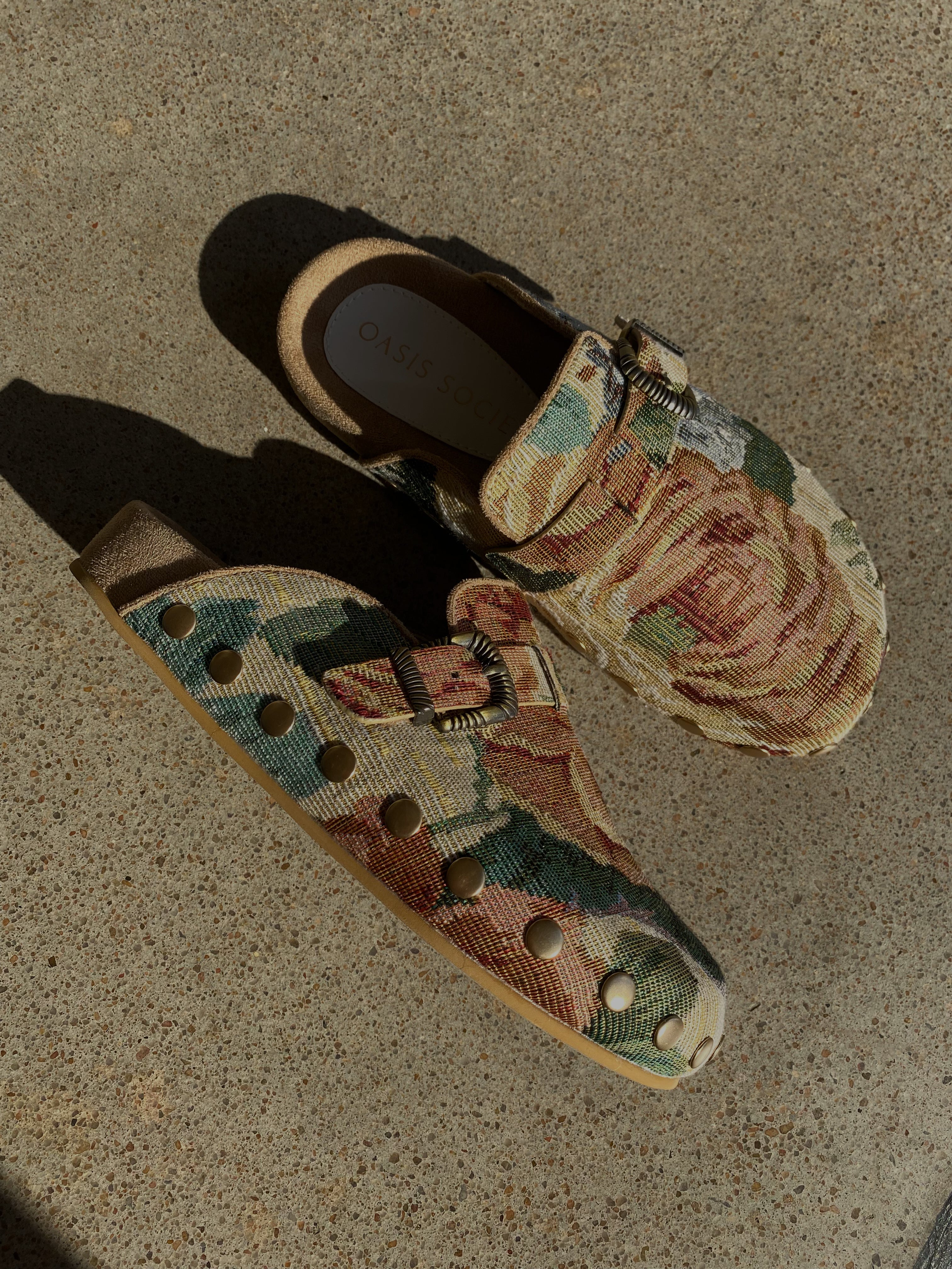 The Toni Tapestry Clog