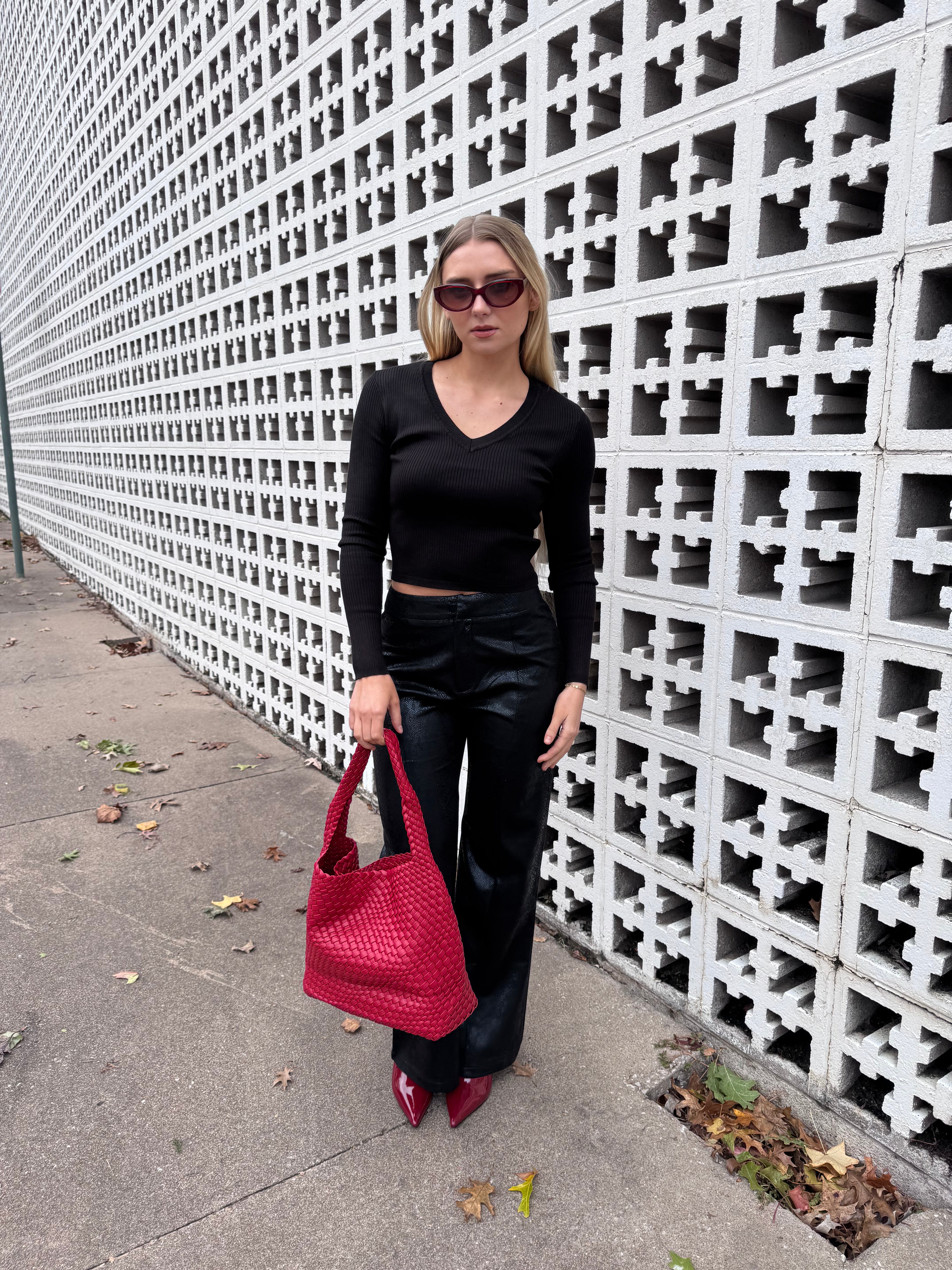 Essentials Long Sleeve - Black