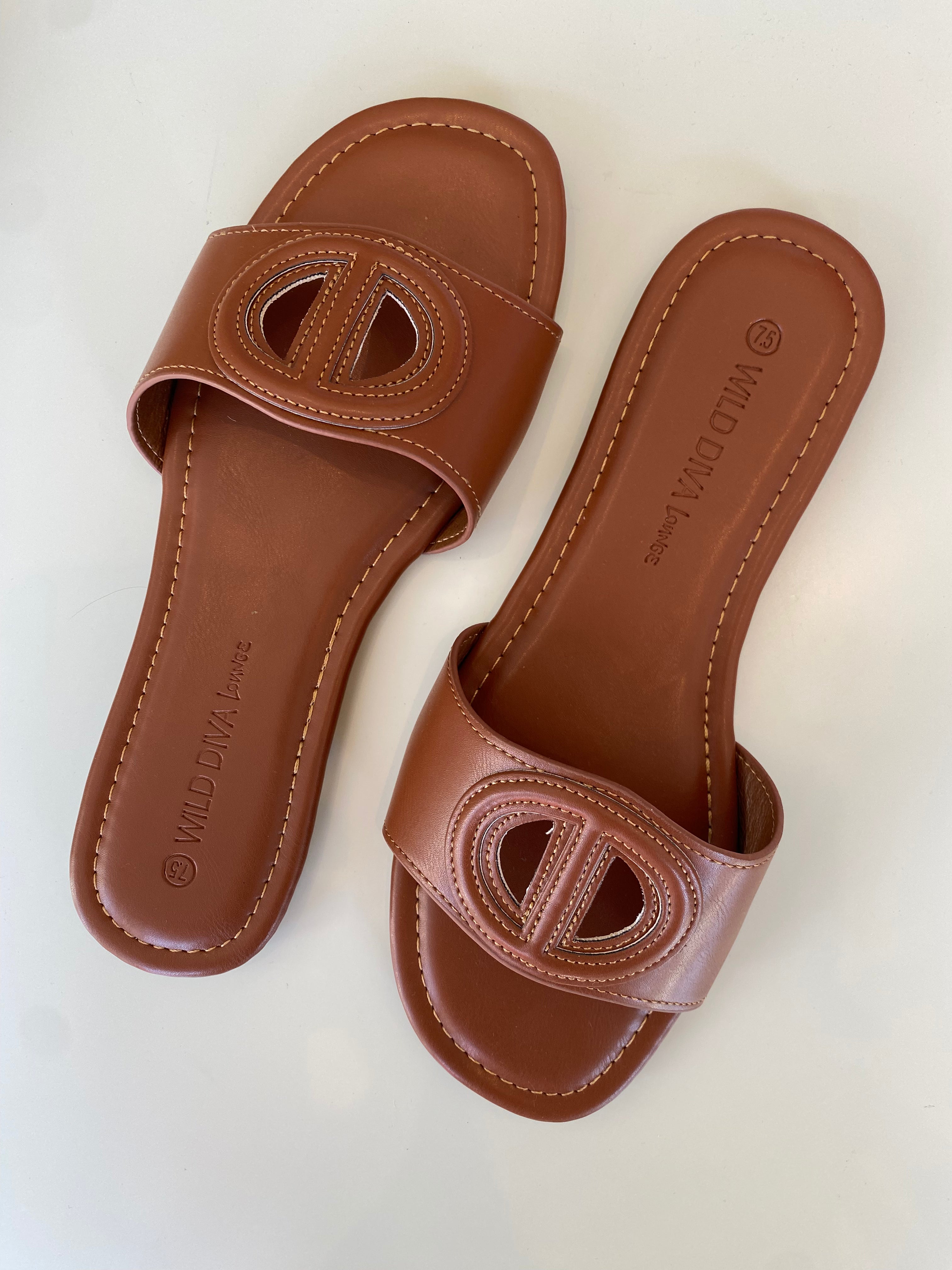 Daisy Sandals in Whisky