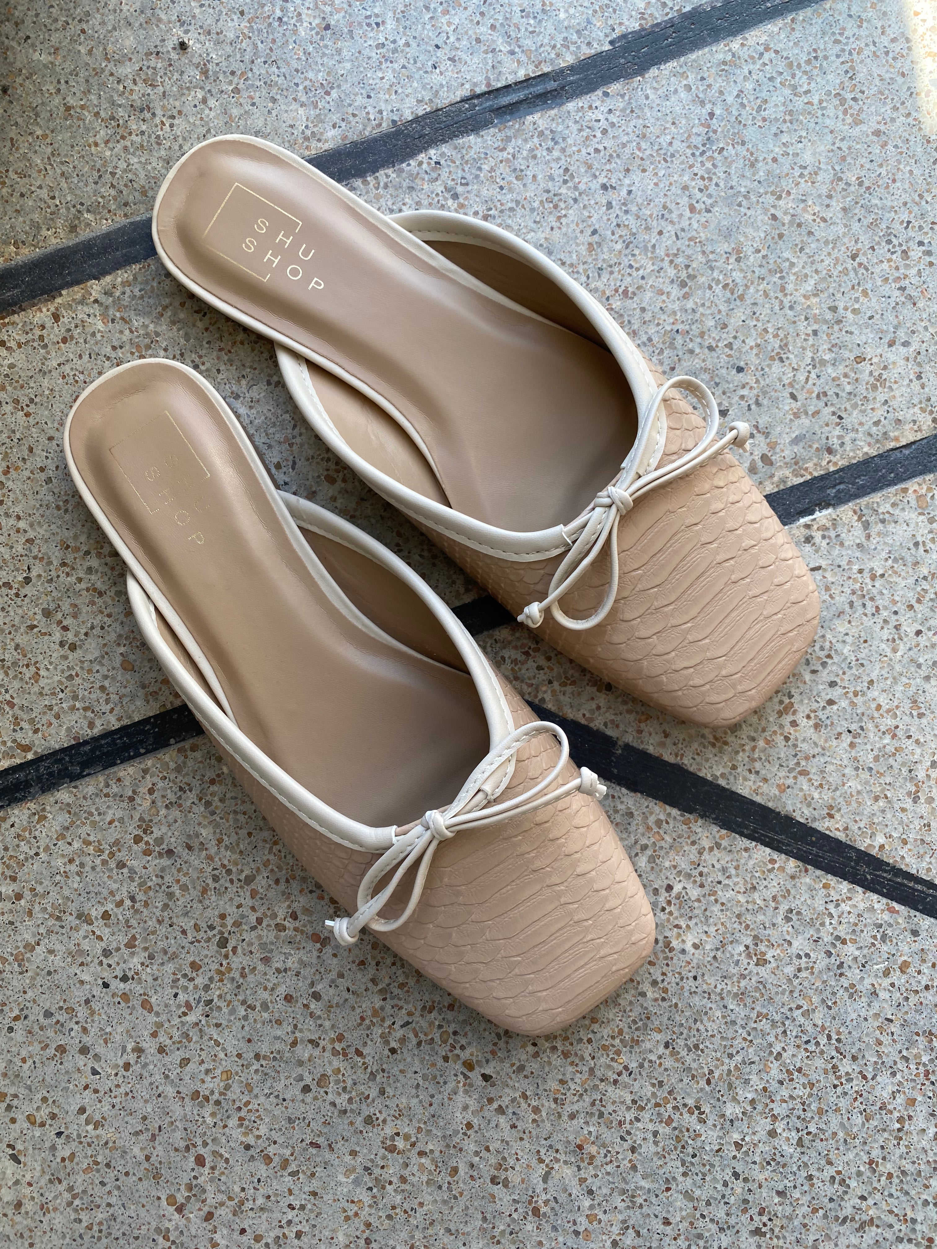 Andrea Snake Flats