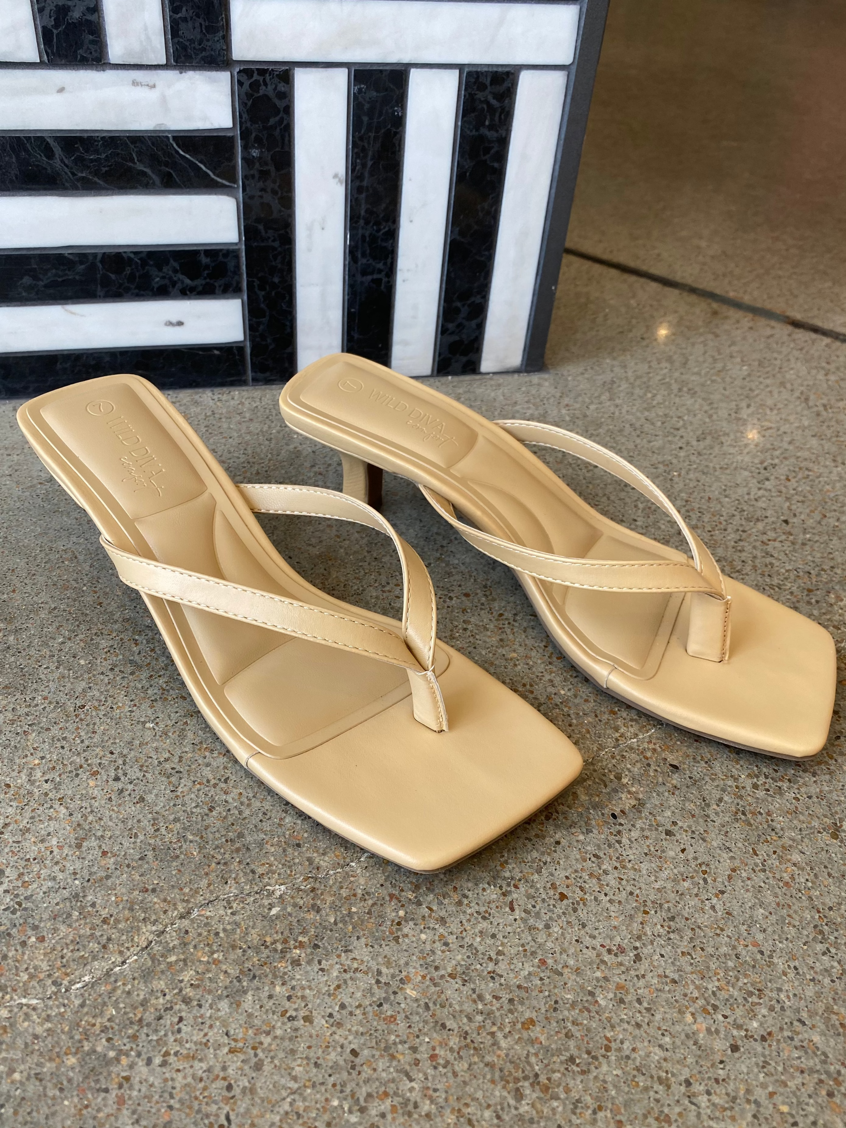 Kat Kitten Heel