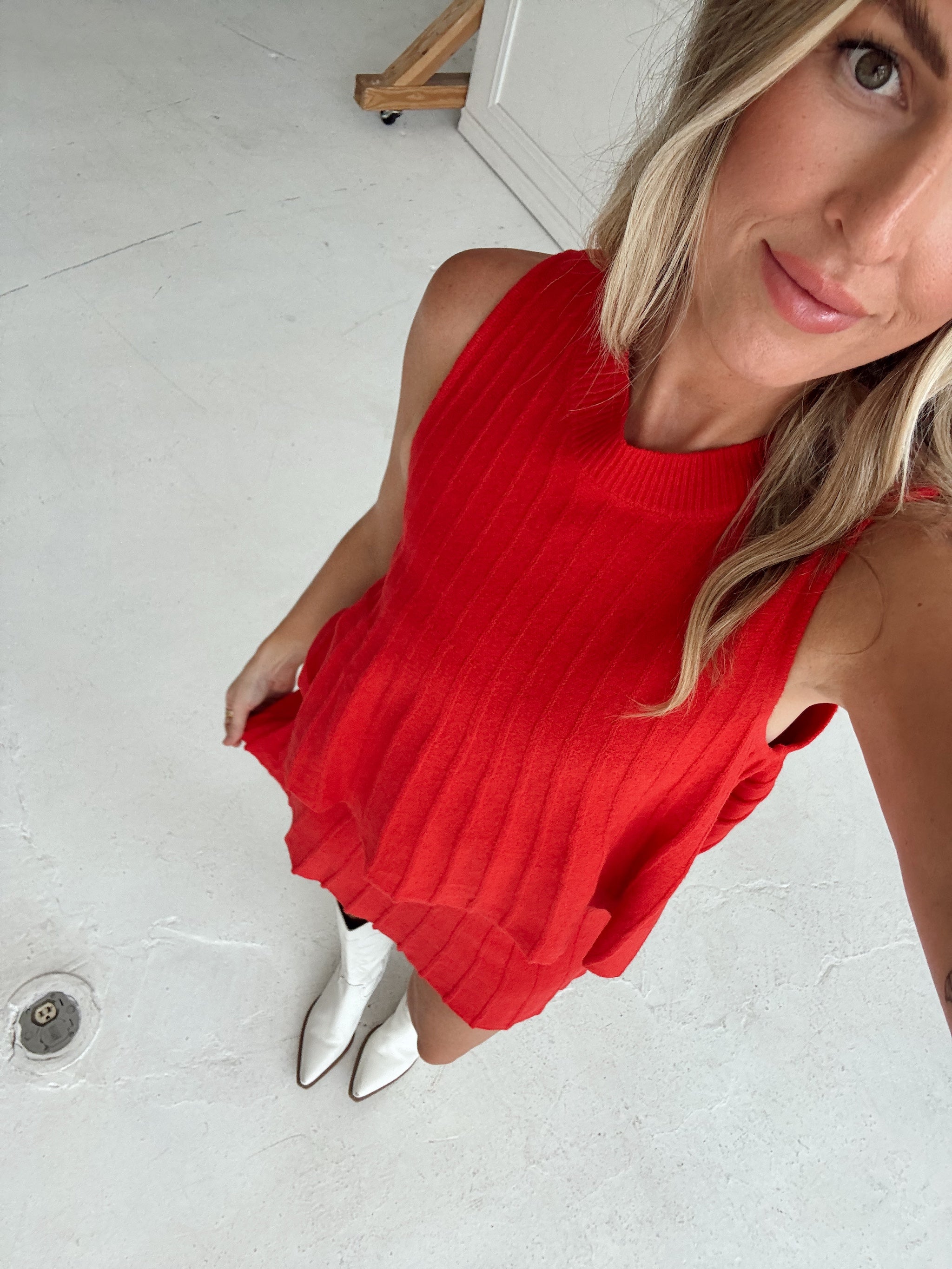 Rylan Ribbed Sweater A-line Mini Skirt With Flared Hem - Red