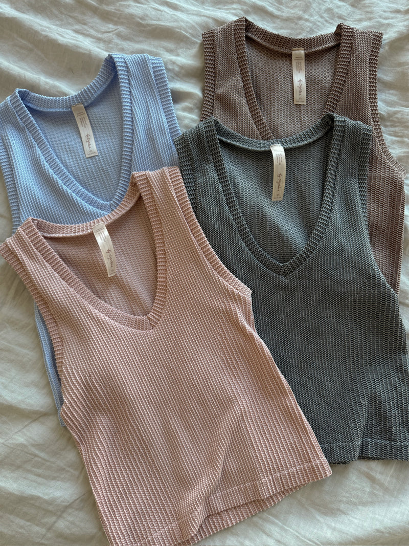 Two Tone V-Neck Tank - Rosy