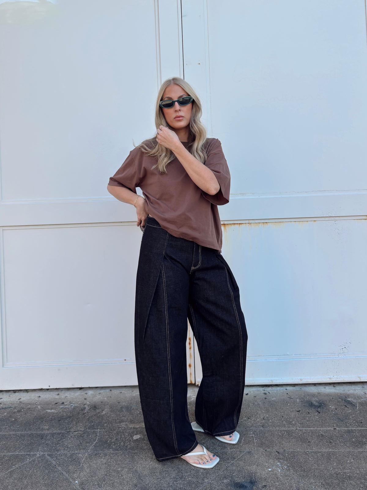 Riley Pleated Barrel Jean