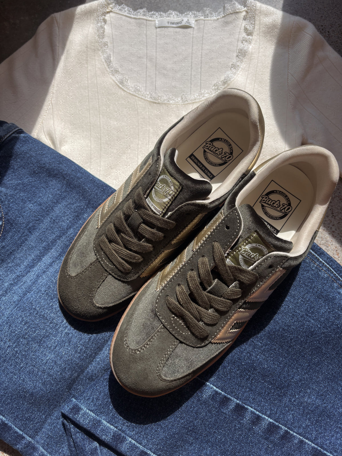 Back 70 Cloud - Velvet Olive Gold
