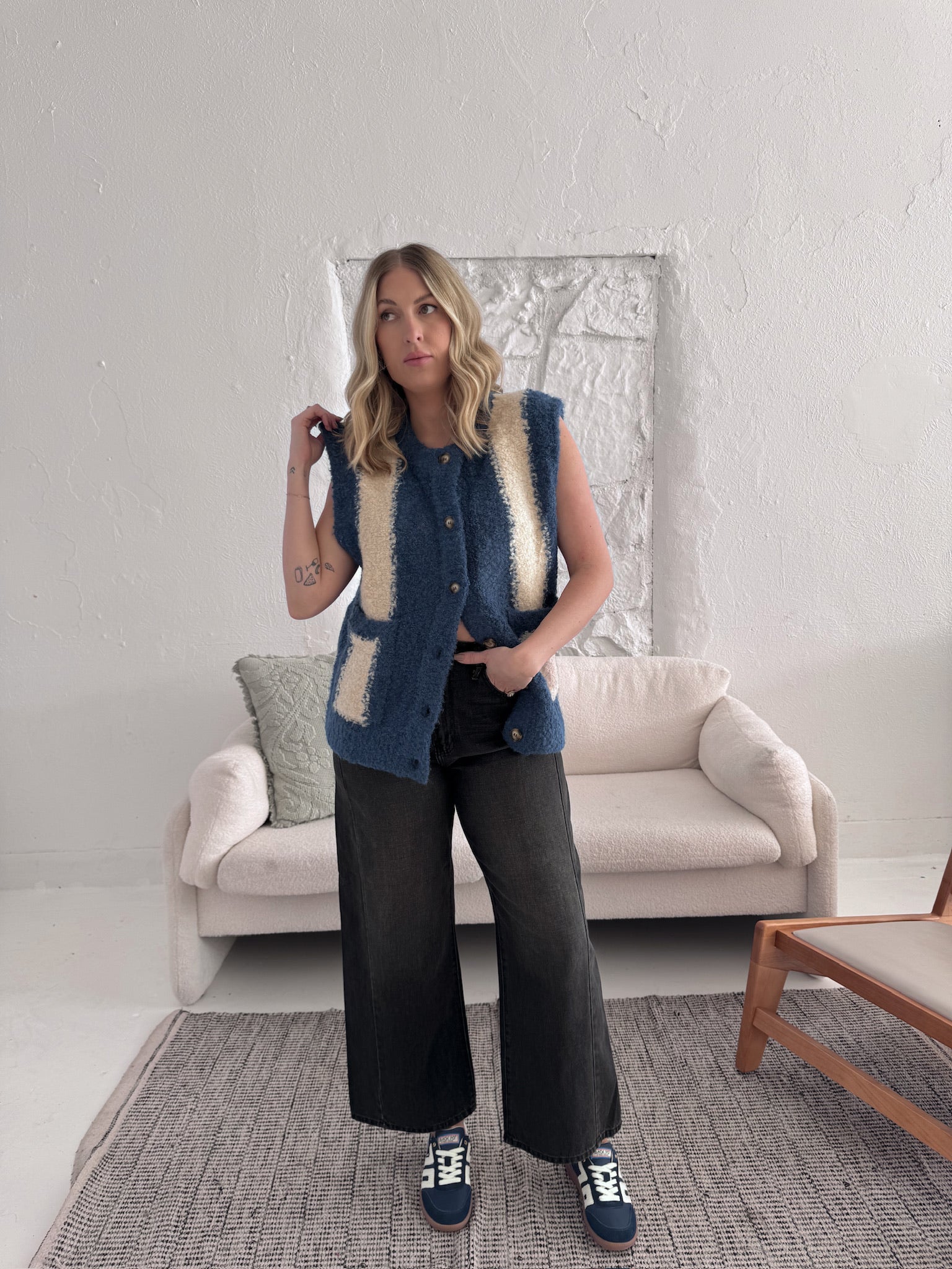 Frnch Shiba Bleu Marine Vest