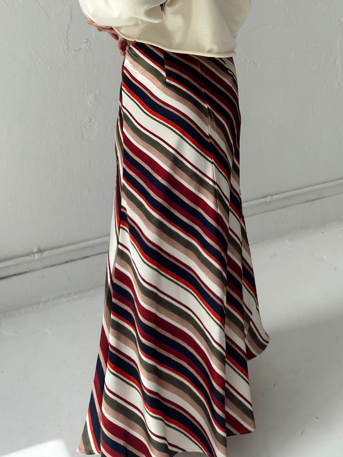 Pre-Order Dani Diagonal Stripe Maxi Skirt (restock eta 10/19)