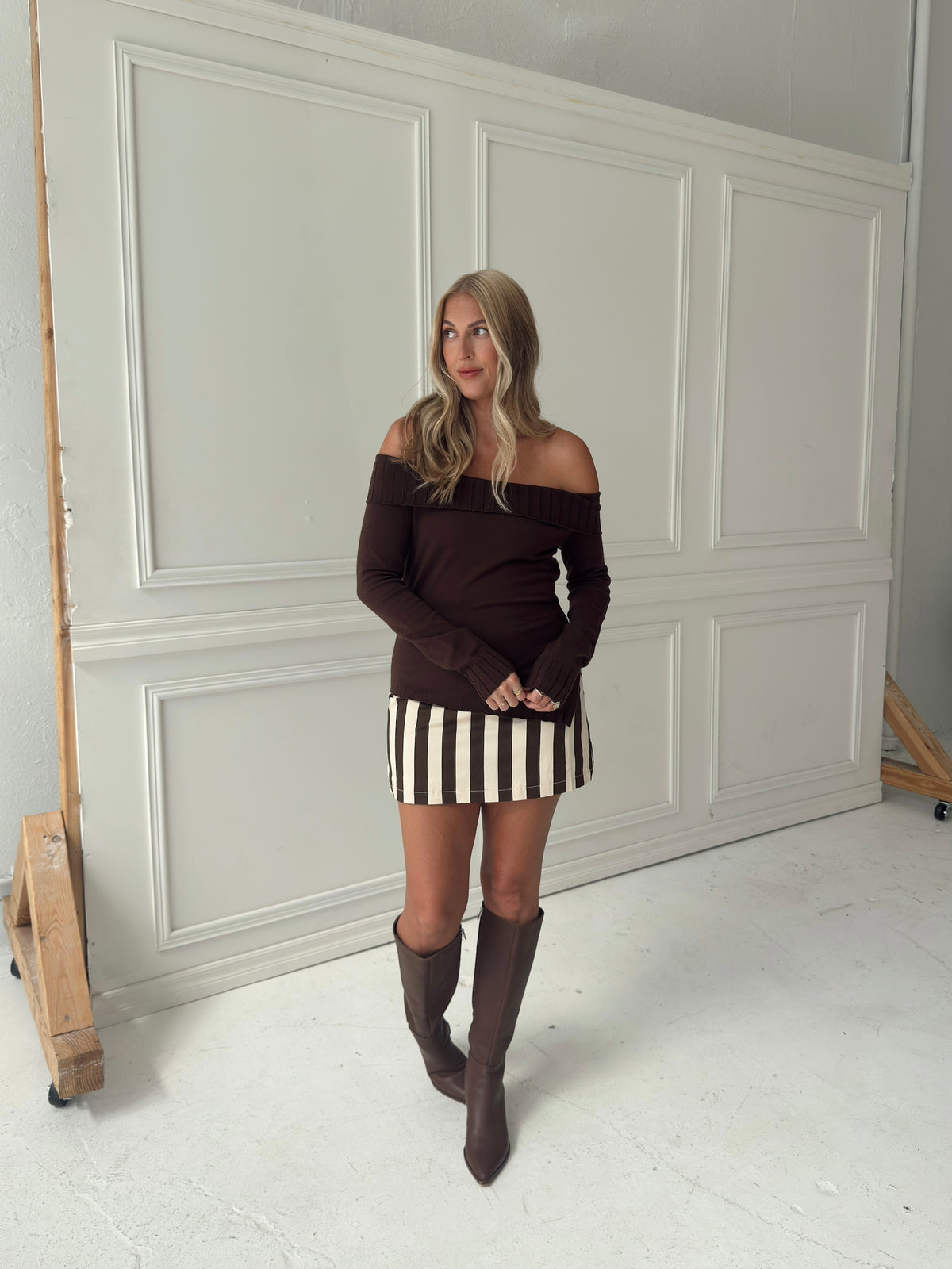 Charlotte Foldover Knit Sweater - Chocolate Brown