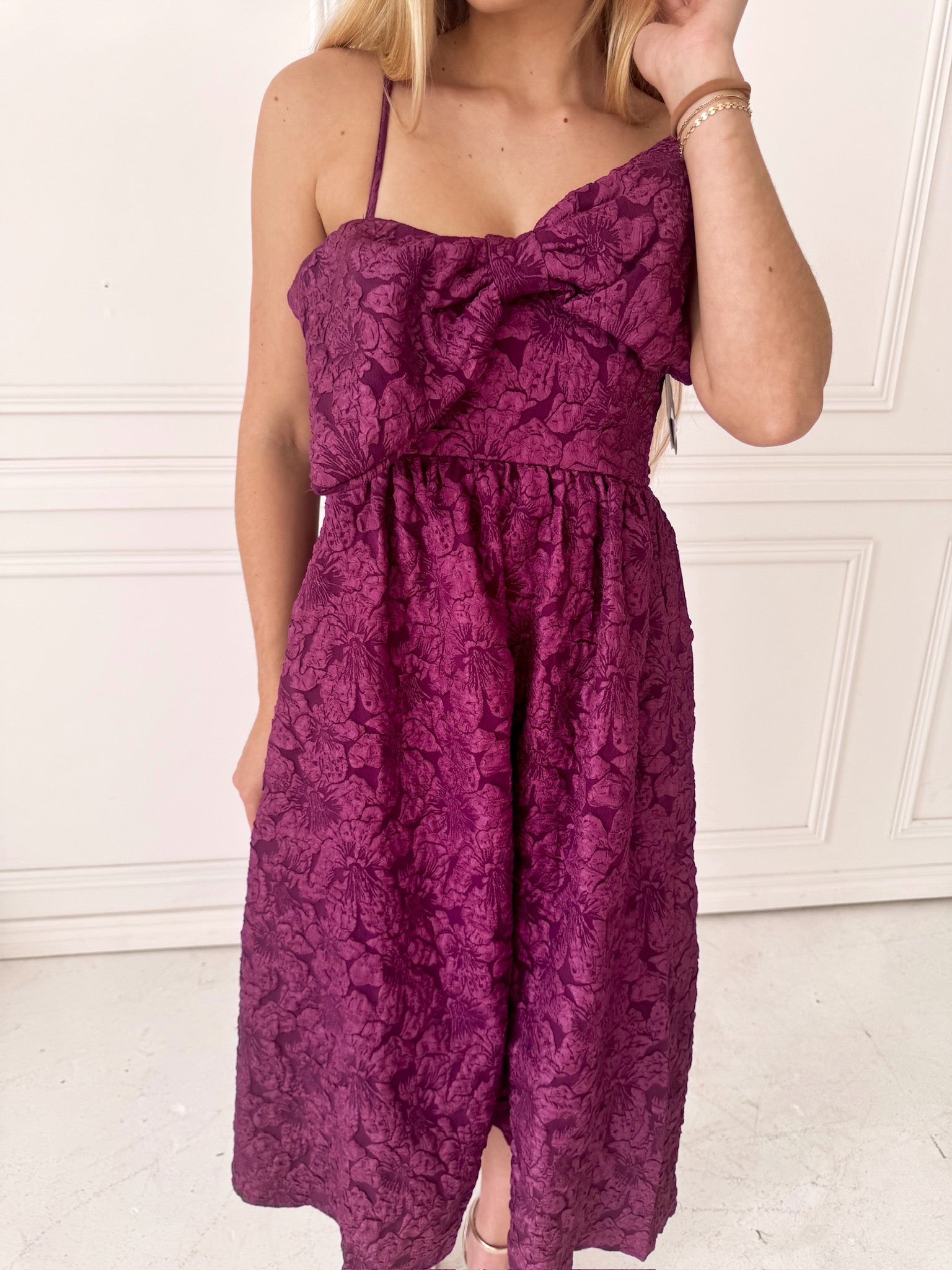 Meet Me in Santorini Violet Jacquard Bow Midi Dress