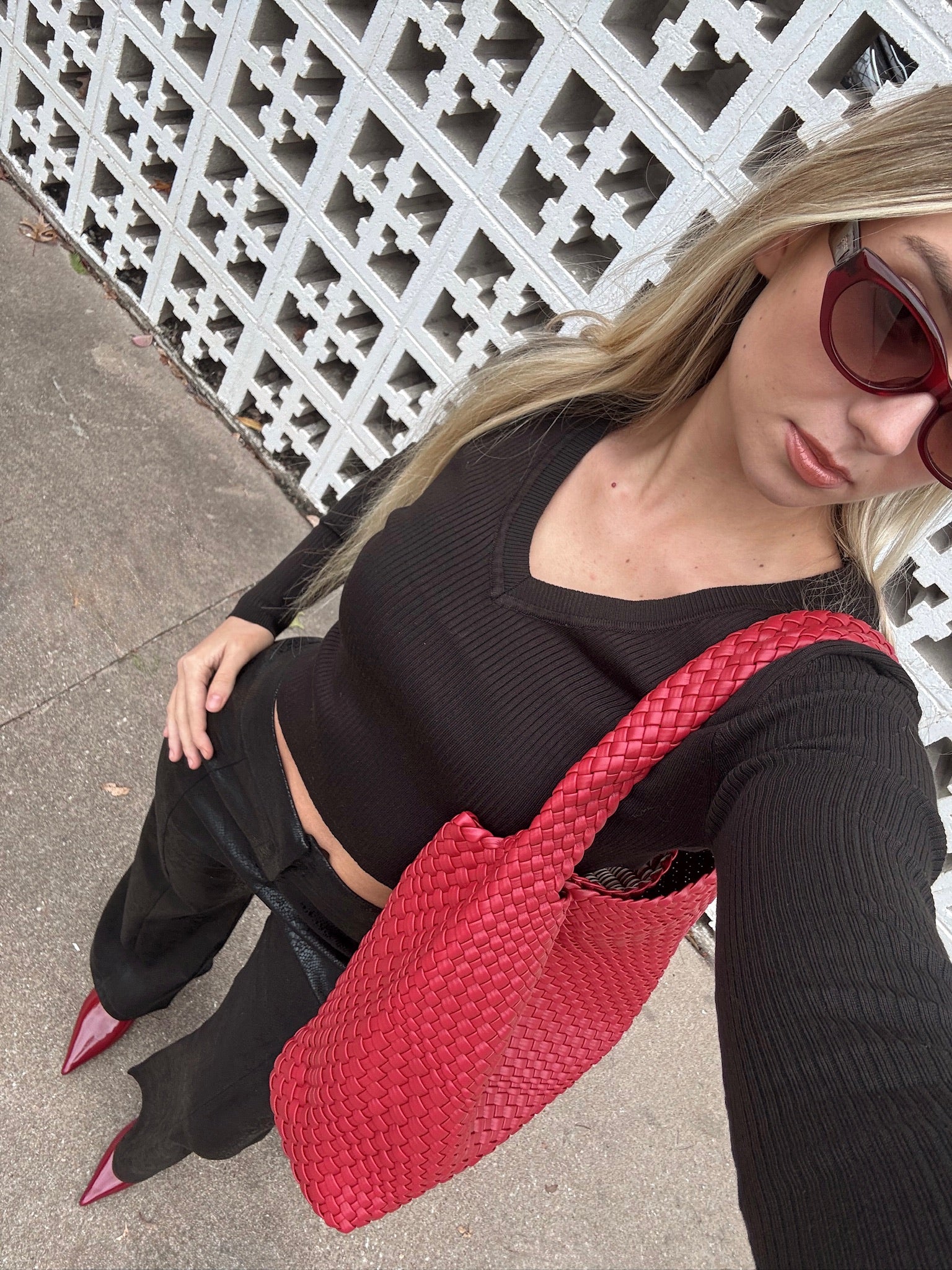 Essentials Long Sleeve - Black