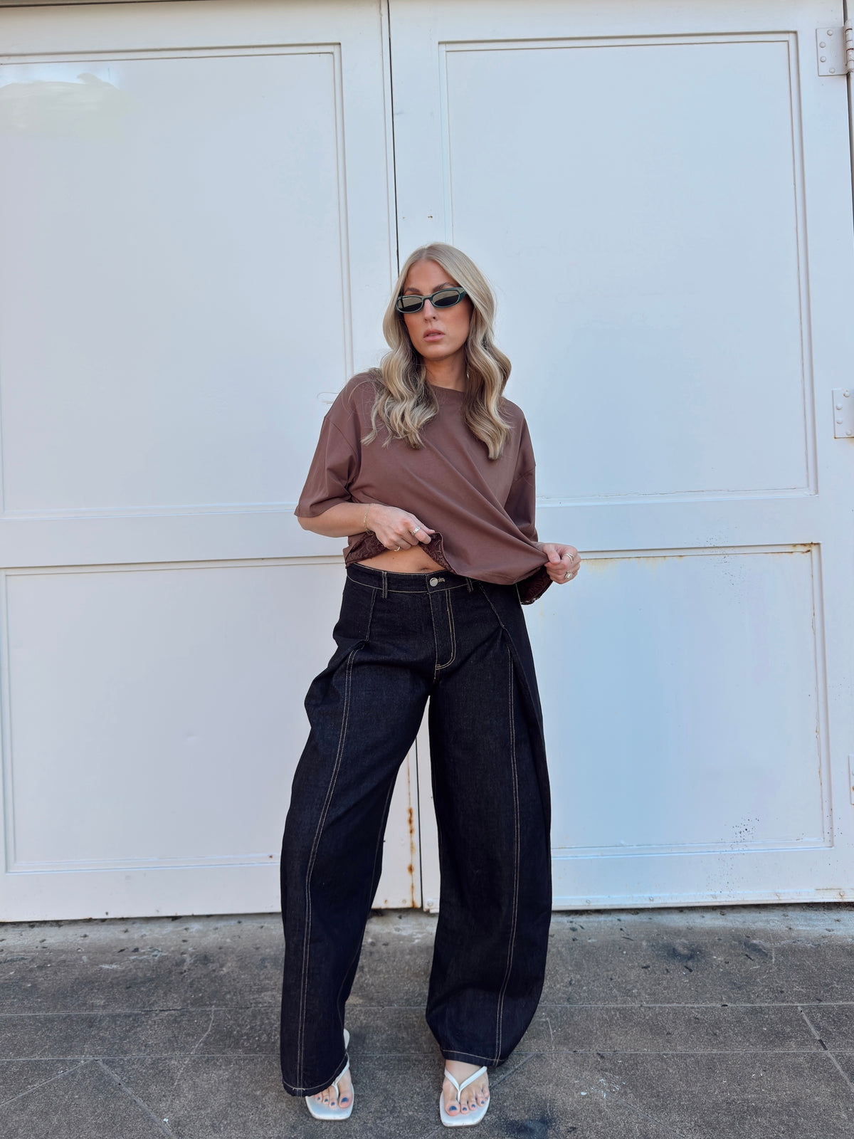 Riley Pleated Barrel Jean