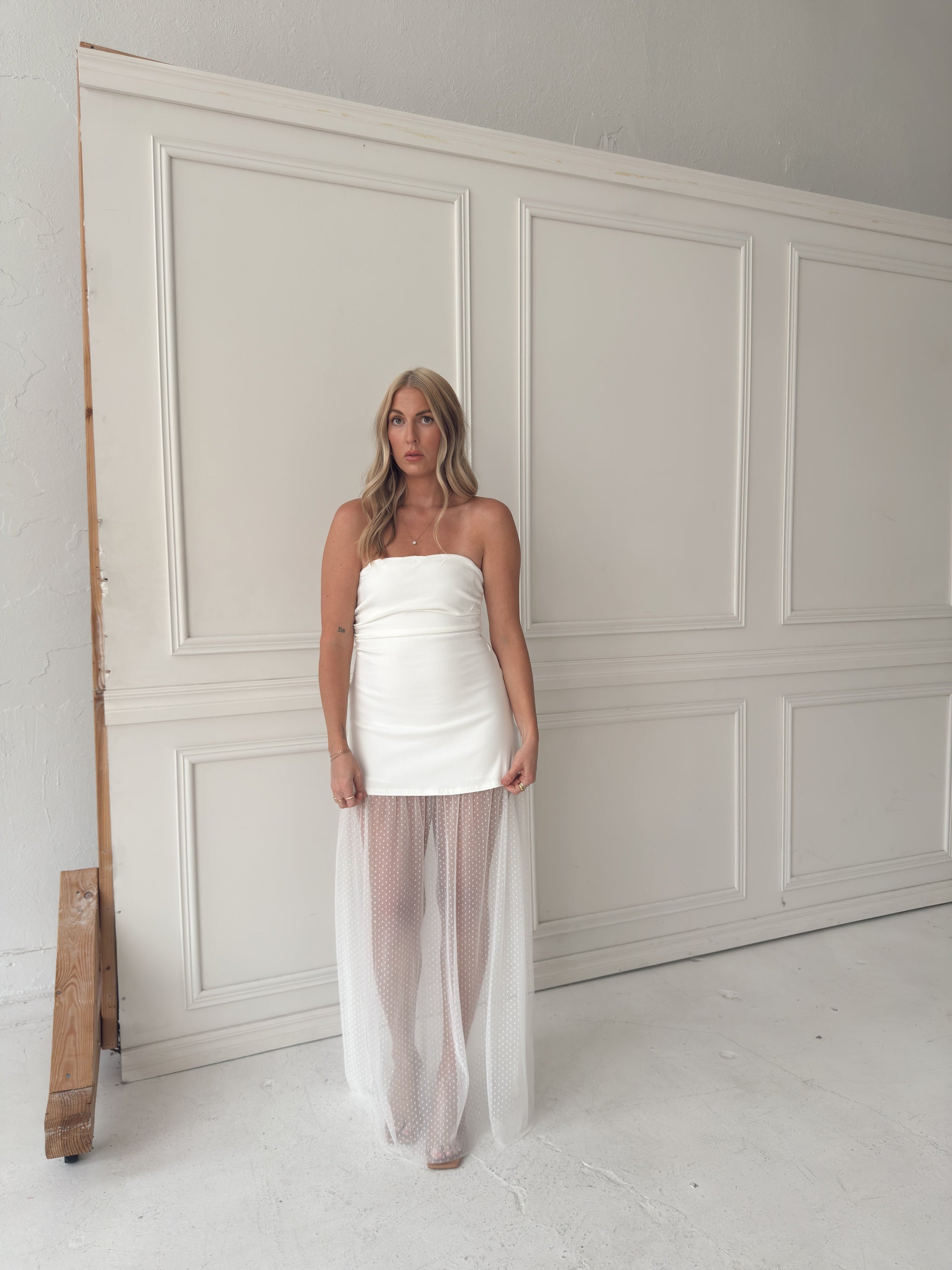 Melissa Strapless Mesh Maxi Dress - White