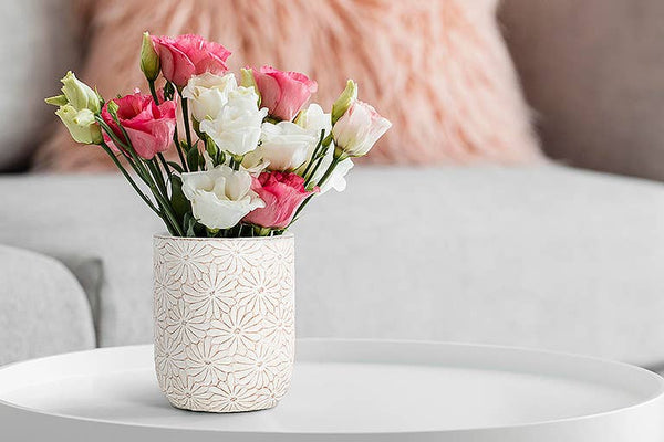 Sm White Daisy Vase/Planter - 6.5"H