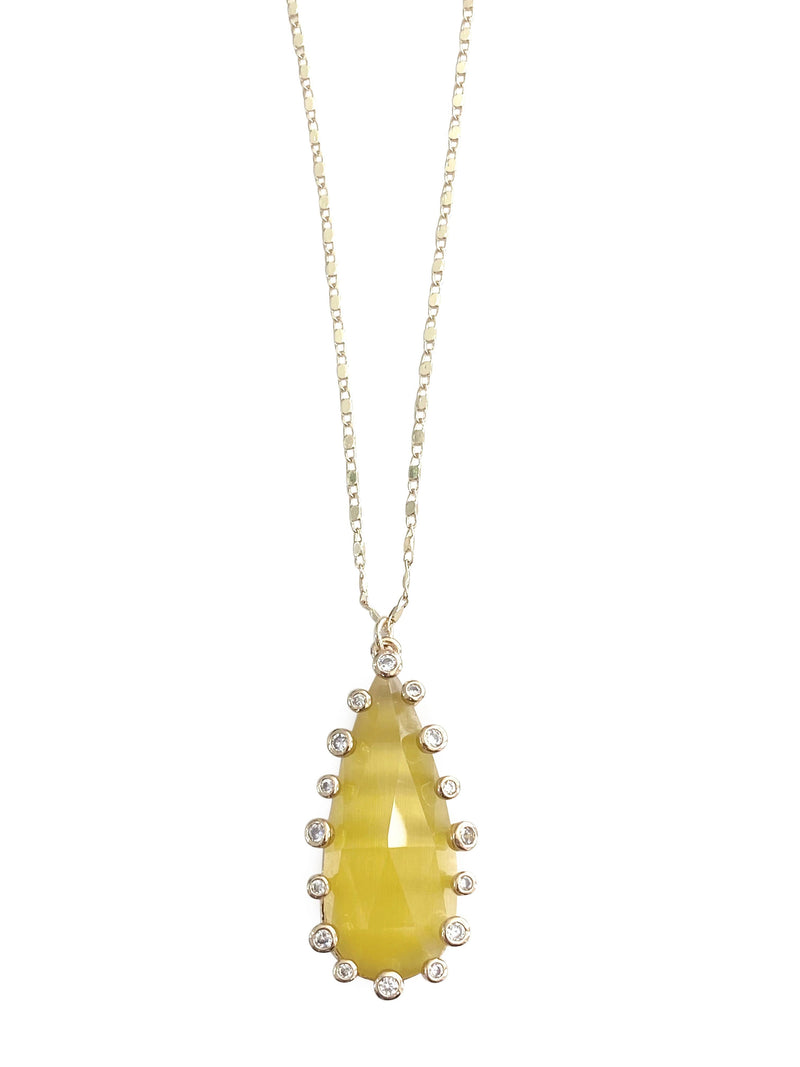 Teardrop Pendant Necklace: Yellow