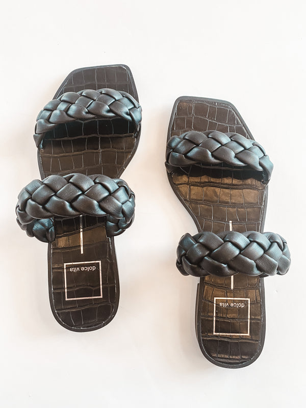 Dolce Vita Indy Sandals in Black Stella